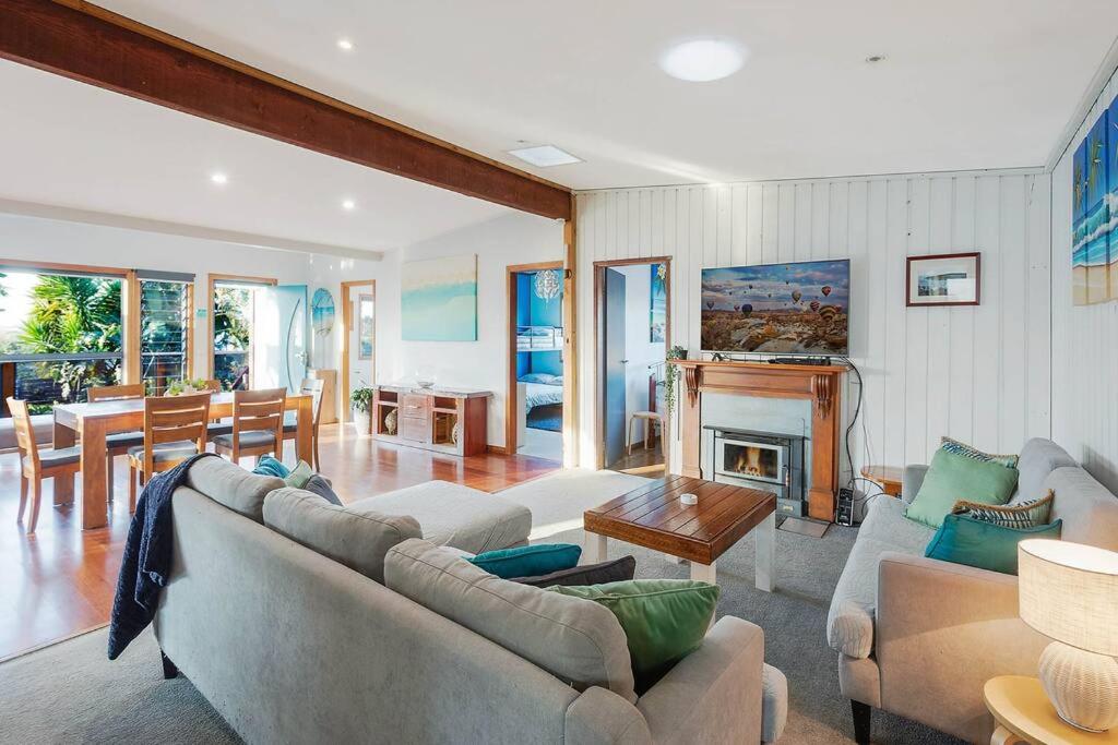 Three-Bedroom House photo 1