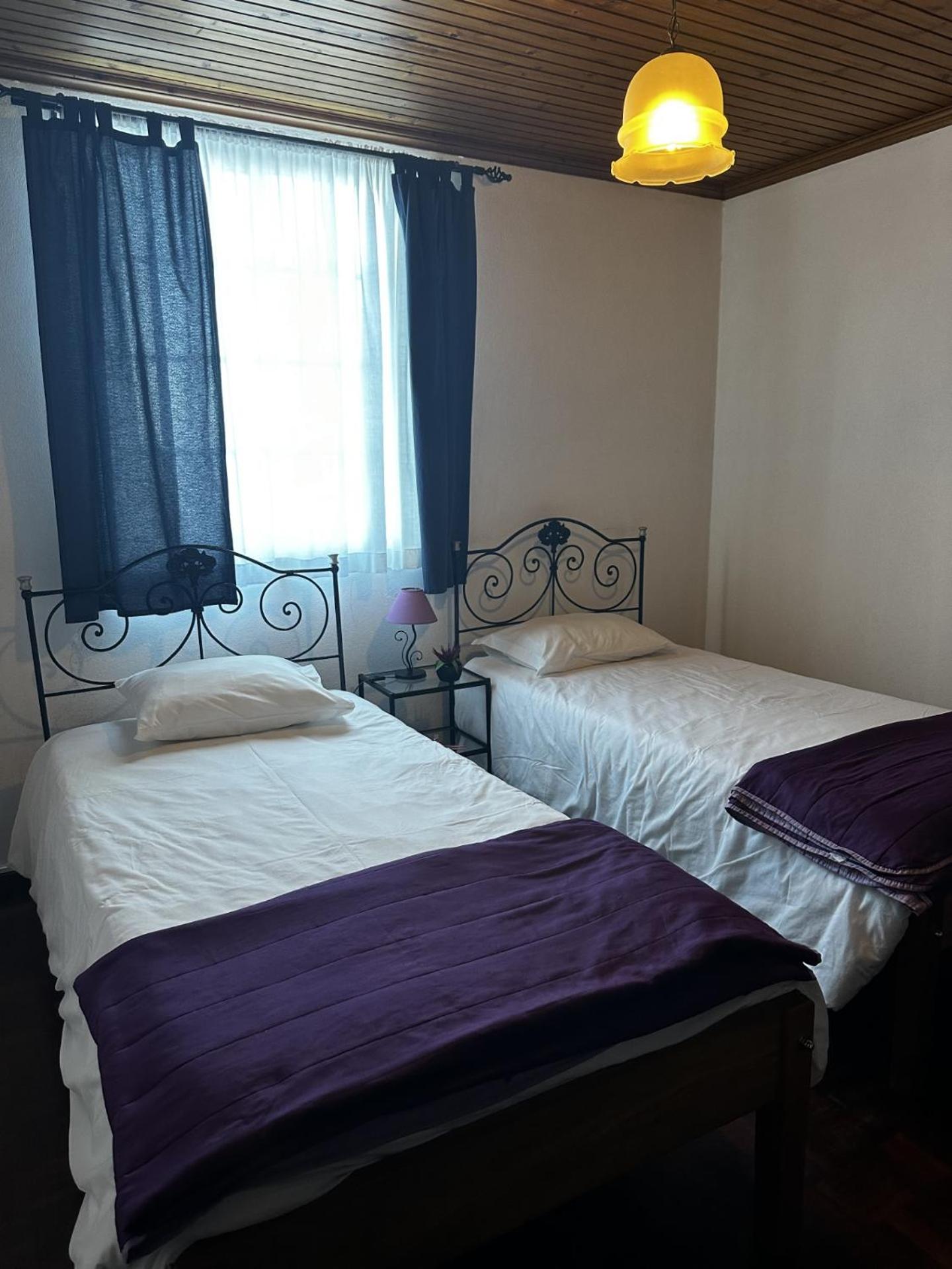 Twin Room with Private Bathroom photo 3