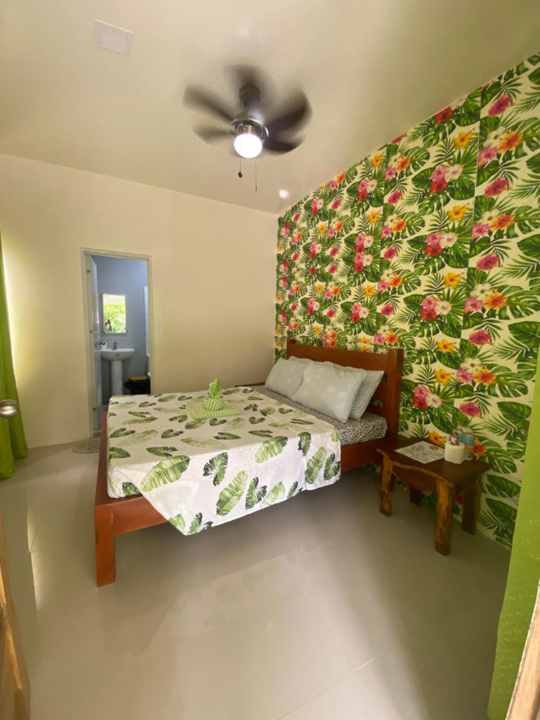Budget Double Room photo 2