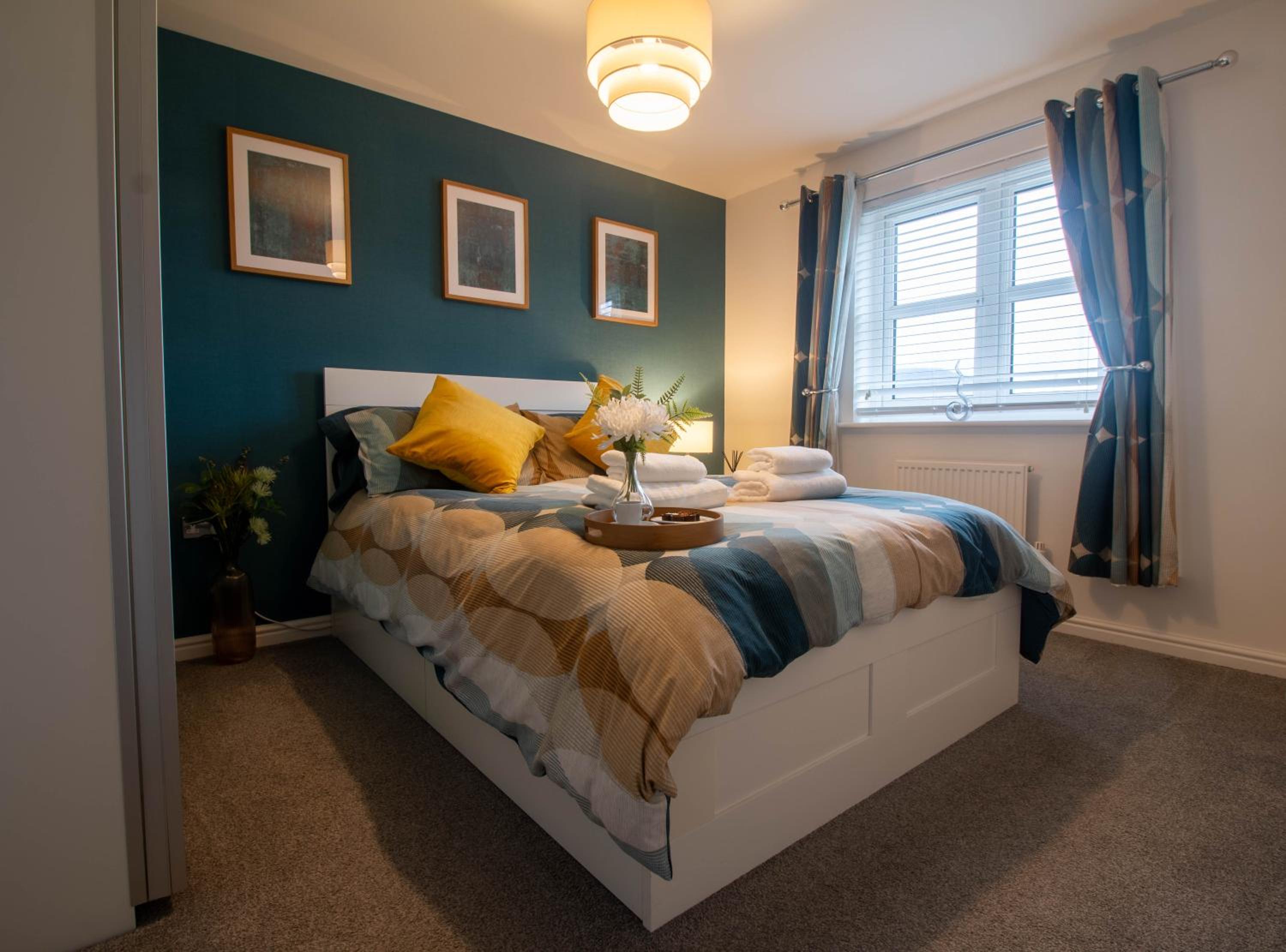 Four-Bedroom House photo 2