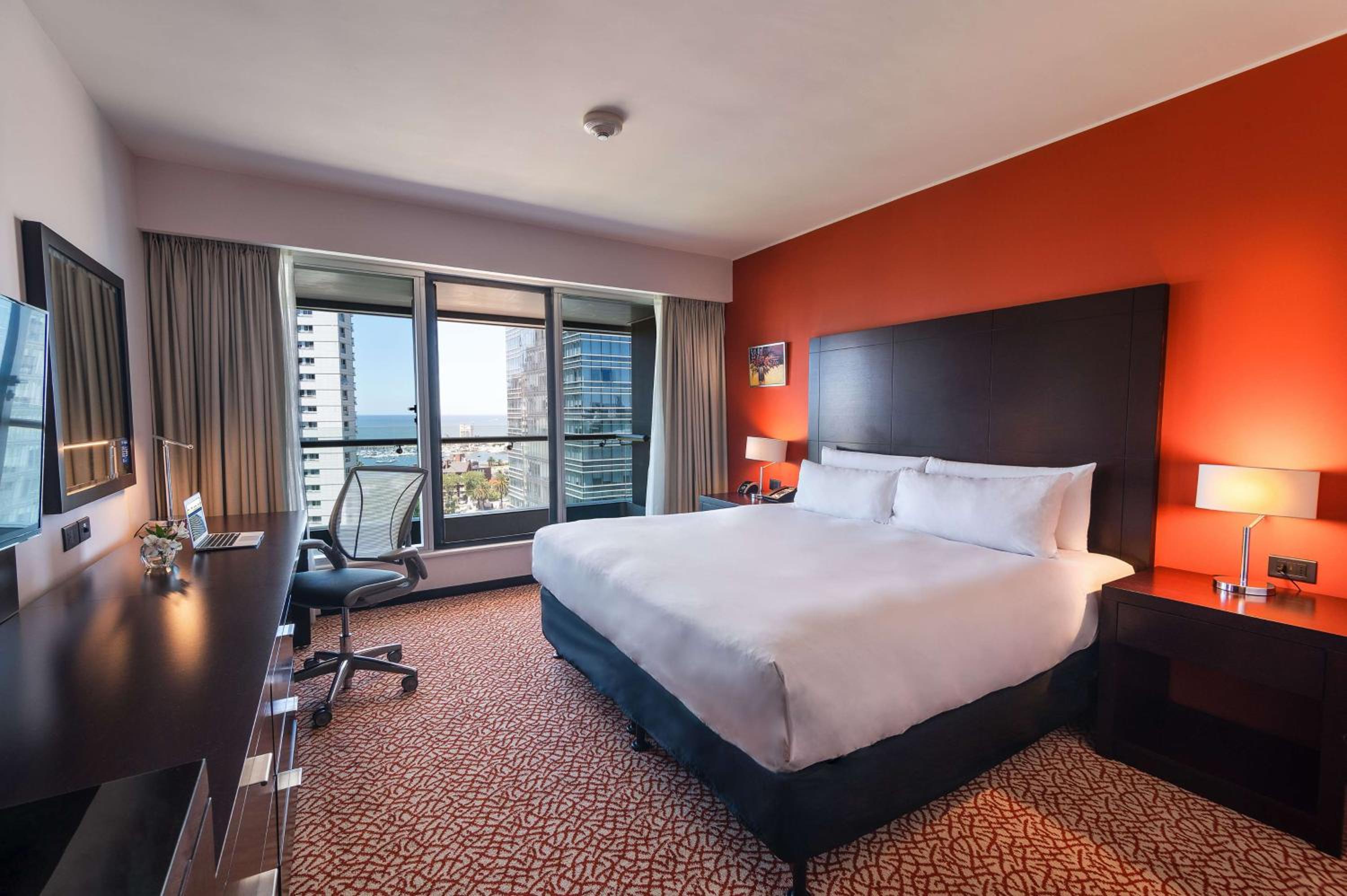 King Room with Balcony photo 1