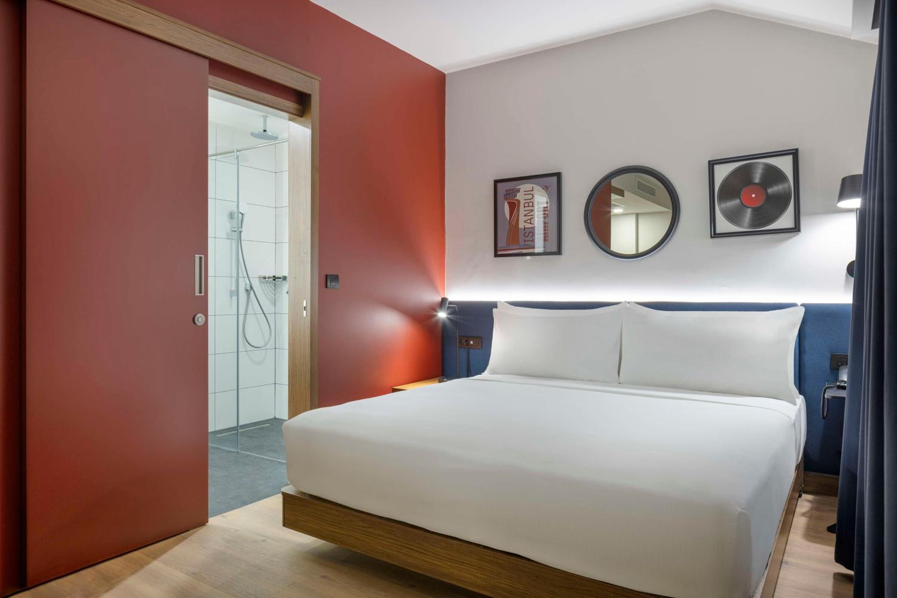 King Room with Sofa Bed