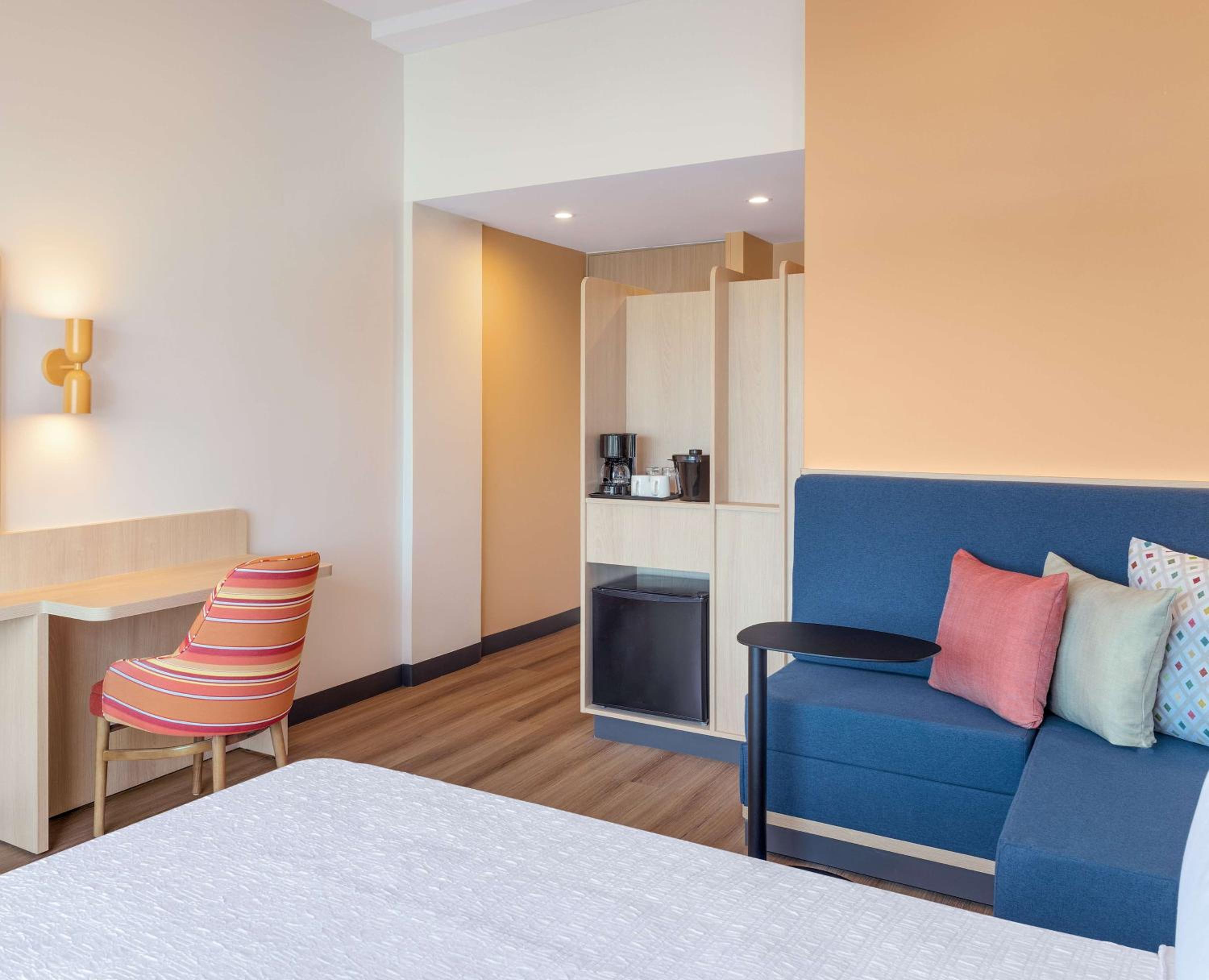 Queen Room with Sofa Bed