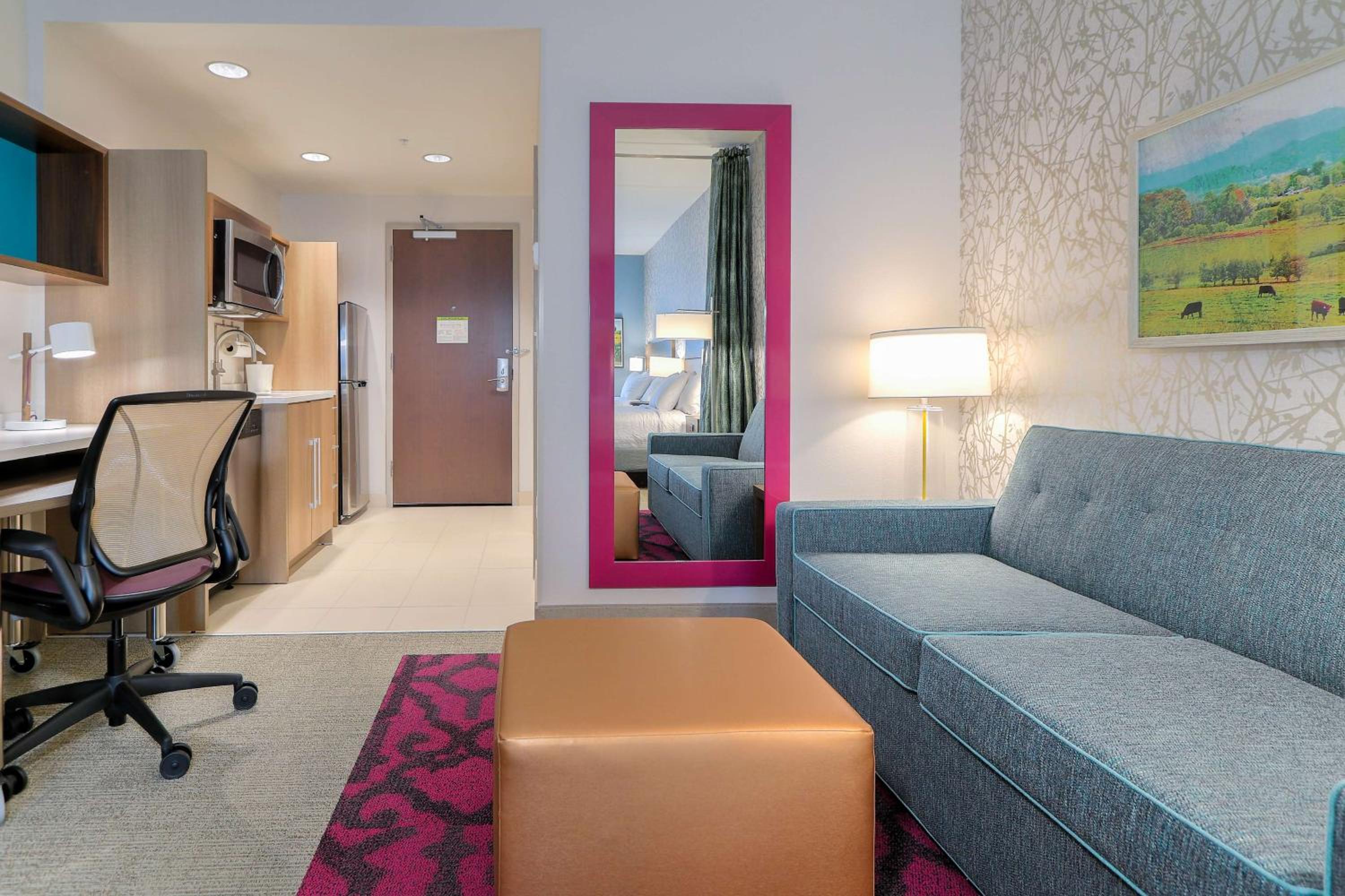 King Studio Suite - Photo 2
