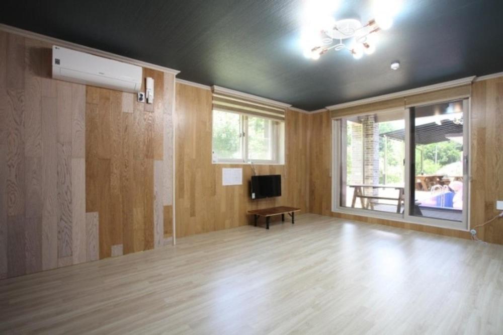 Double Room 1 - Photo 1