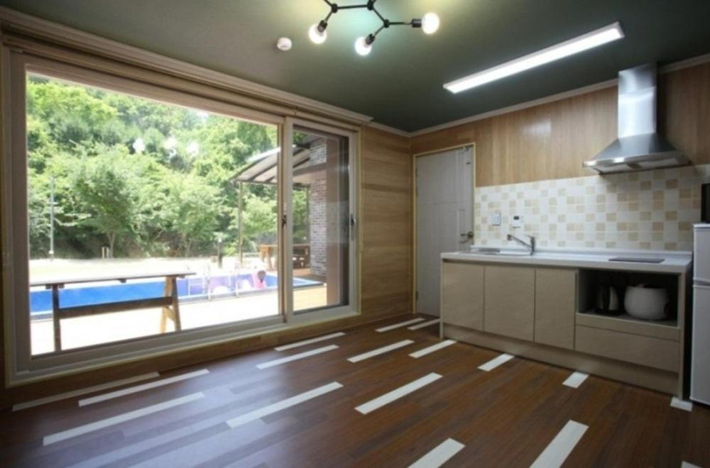 Double Room 3 photo 2