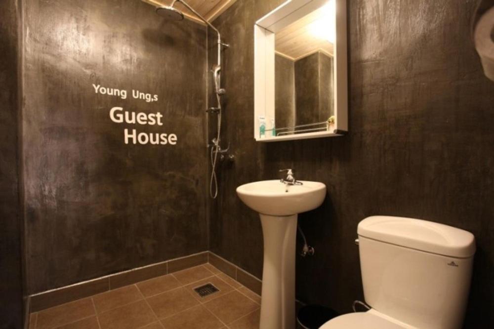 Double Room 1 - Photo 7