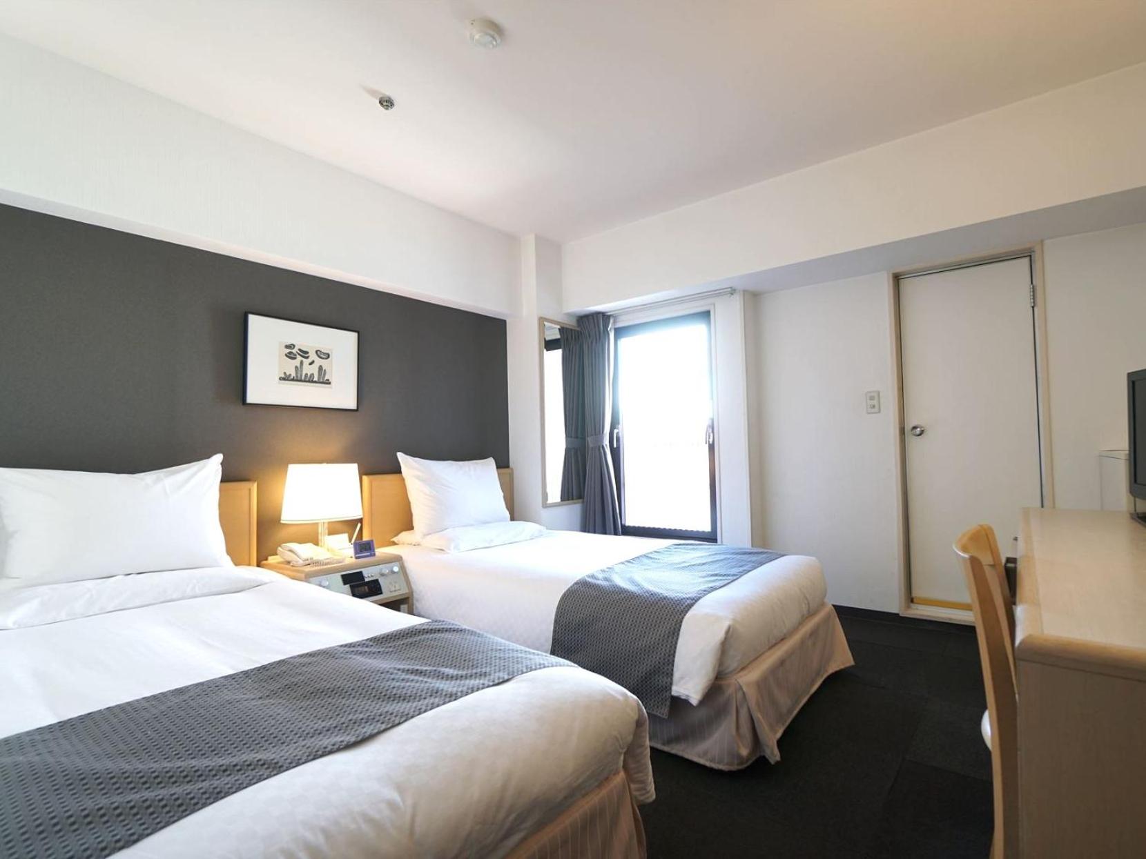 Standard Twin Room - Non-Smoking photo 1