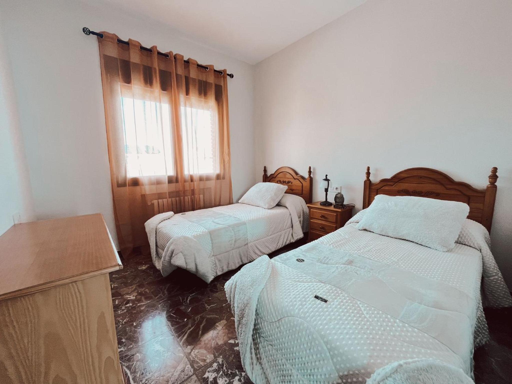 Four-Bedroom House photo 2