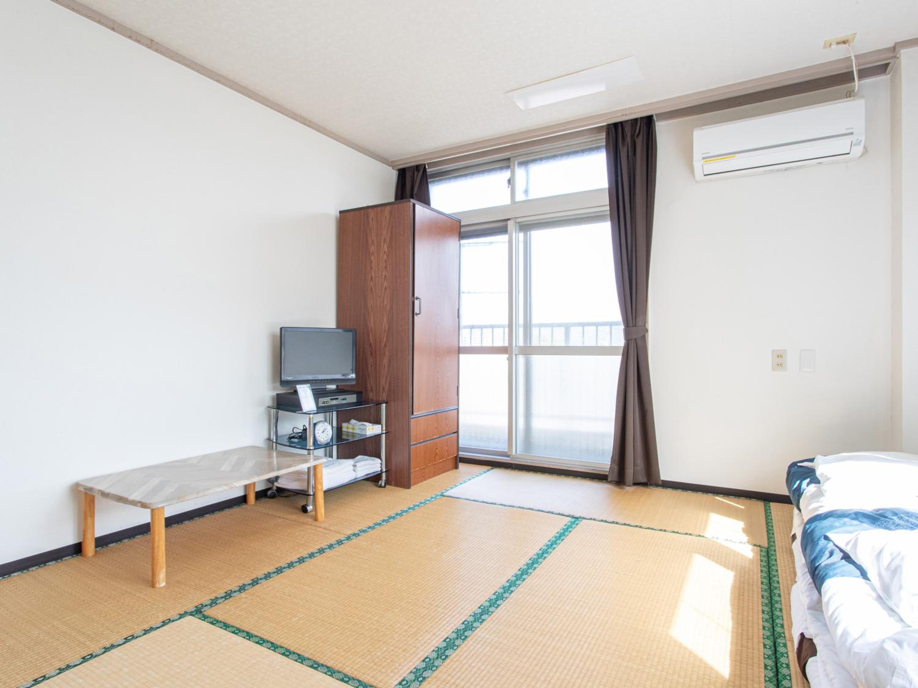 Japanese-Style Triple Room - Non-Smoking - Photo 1