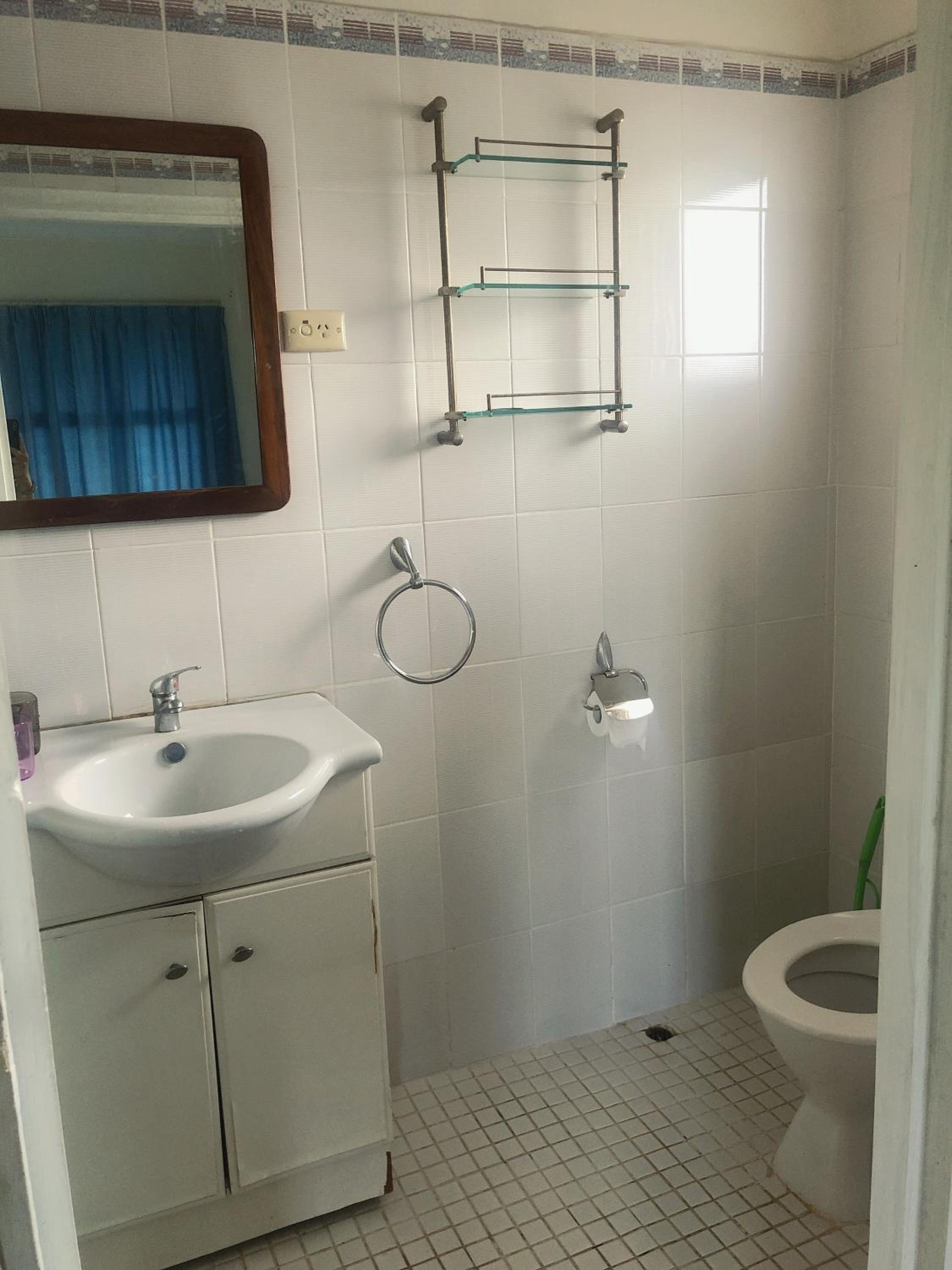 Family Room With Private Bathroom photo 2