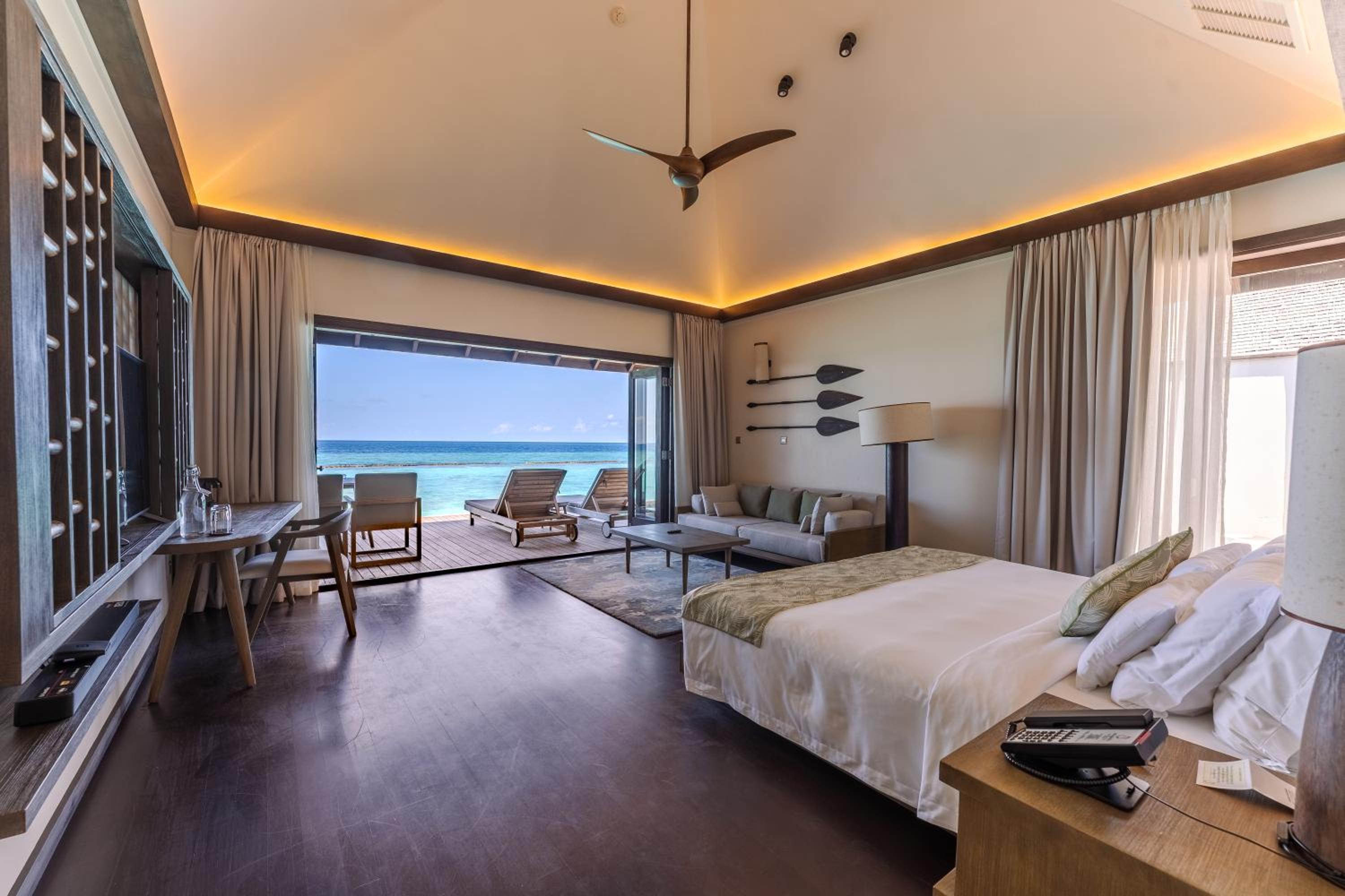 Ocean Jacuzzi Villa
