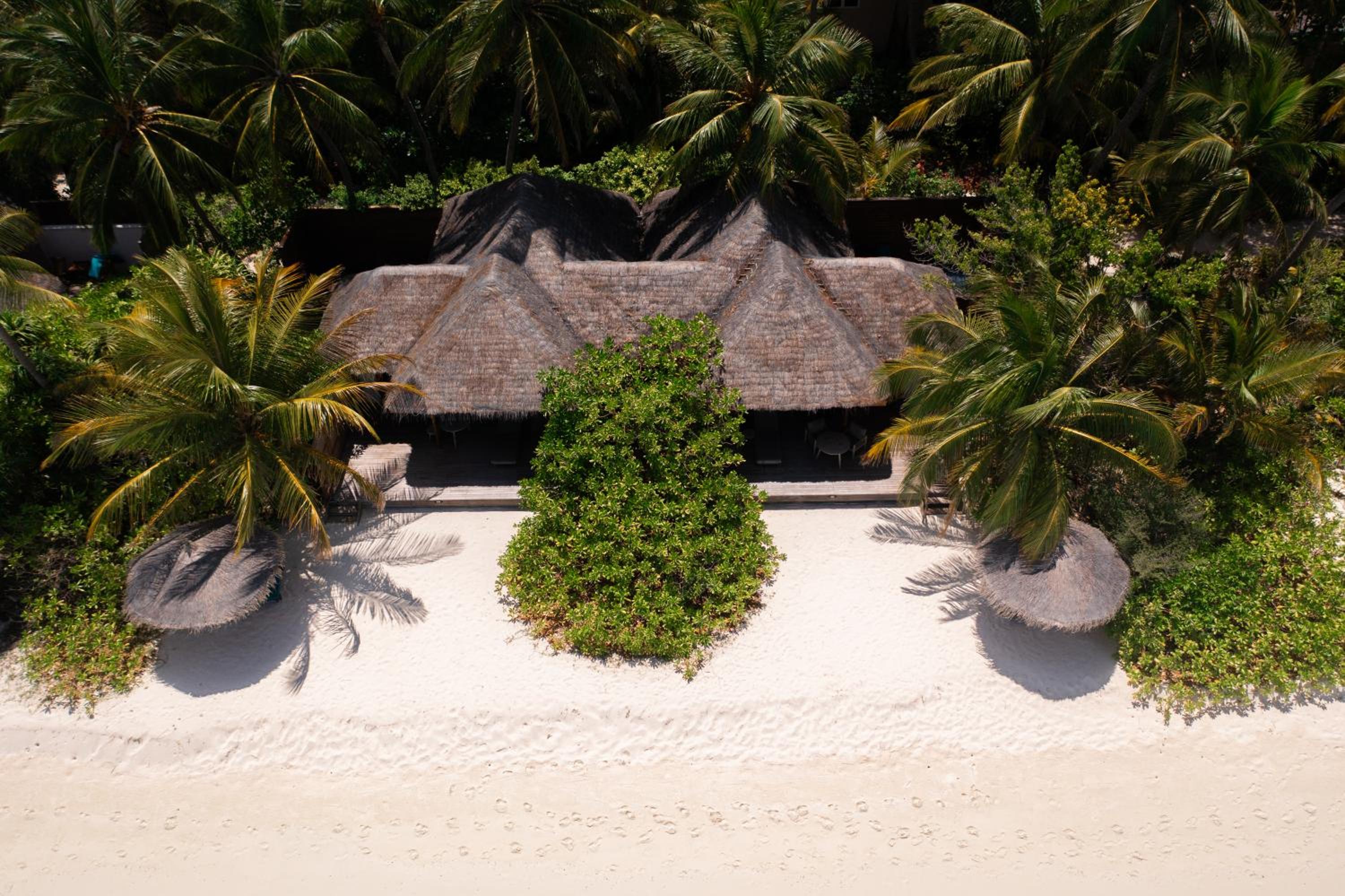 Sunset Jacuzzi Beach Villa photo 2