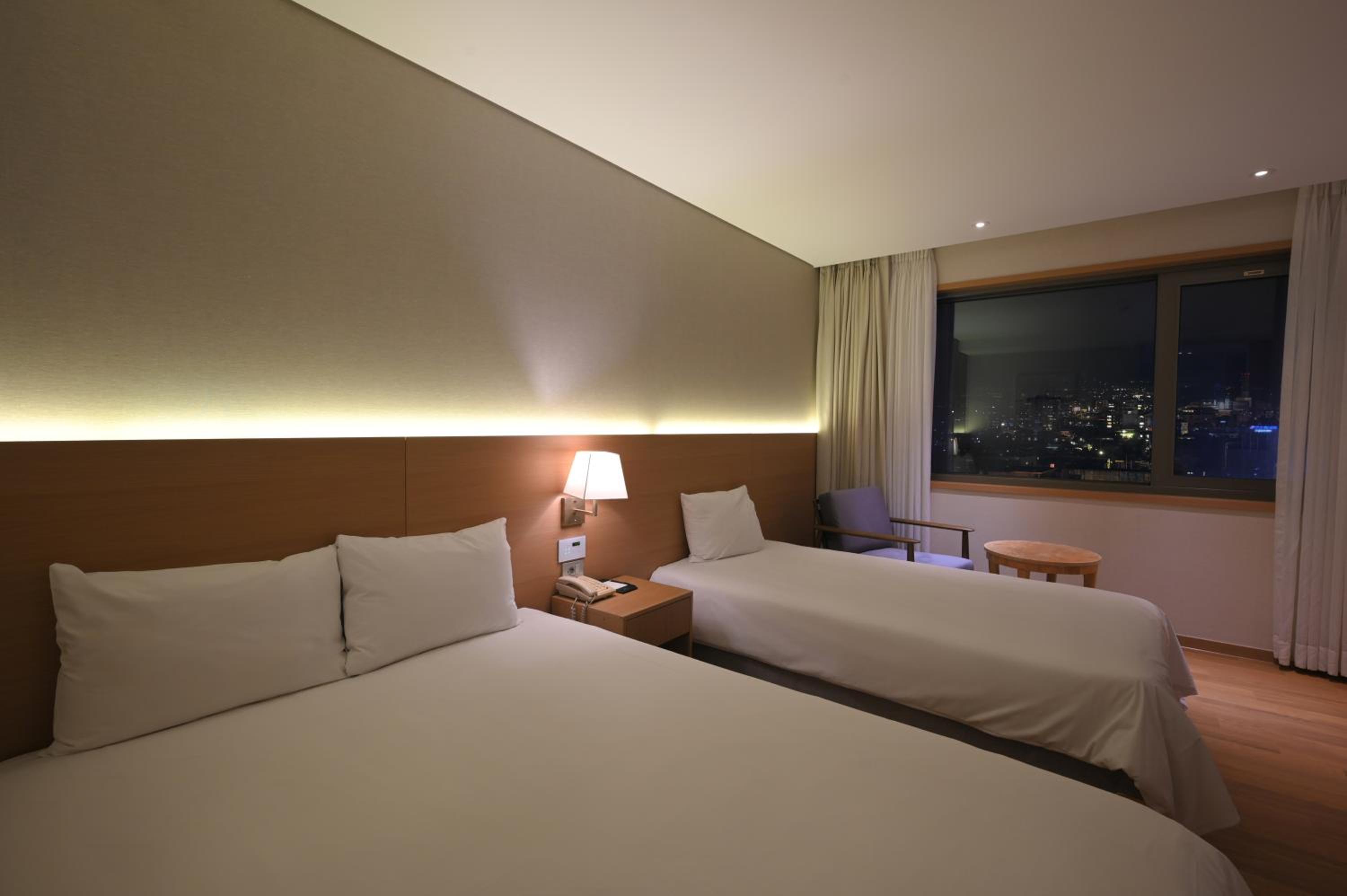 Super Deluxe Twin Room photo 3
