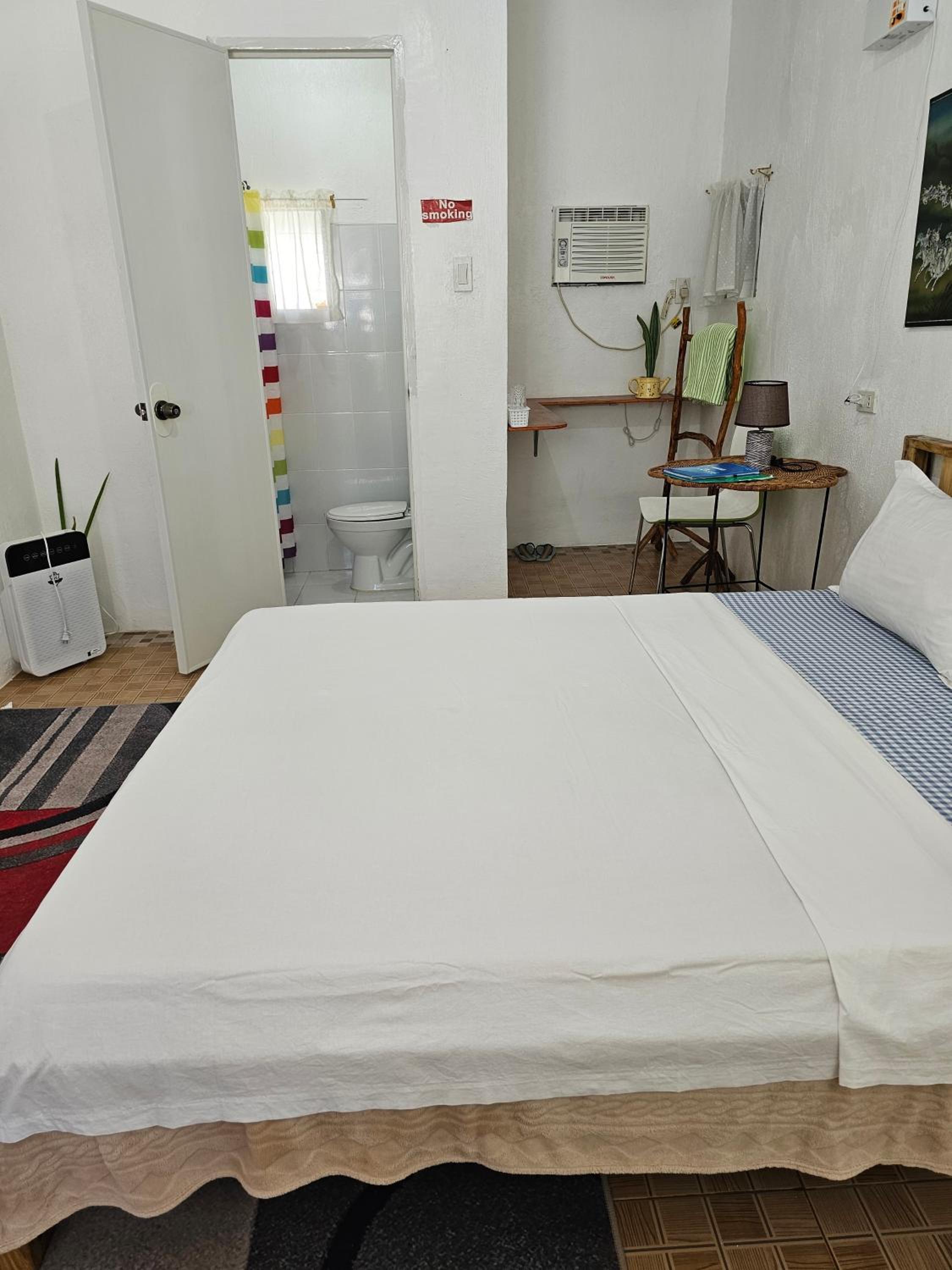 Budget Double Room - Photo 1