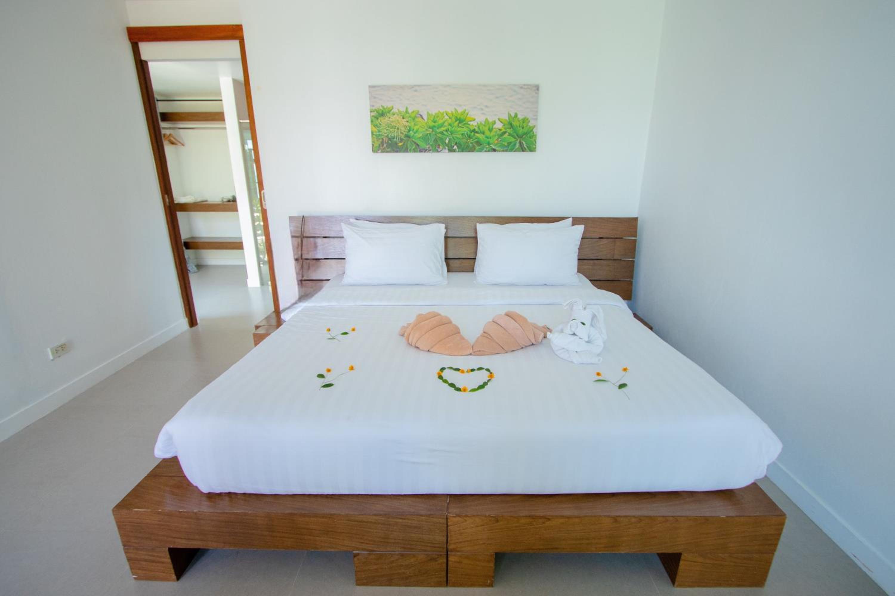 Villa with Private Pool photo 3