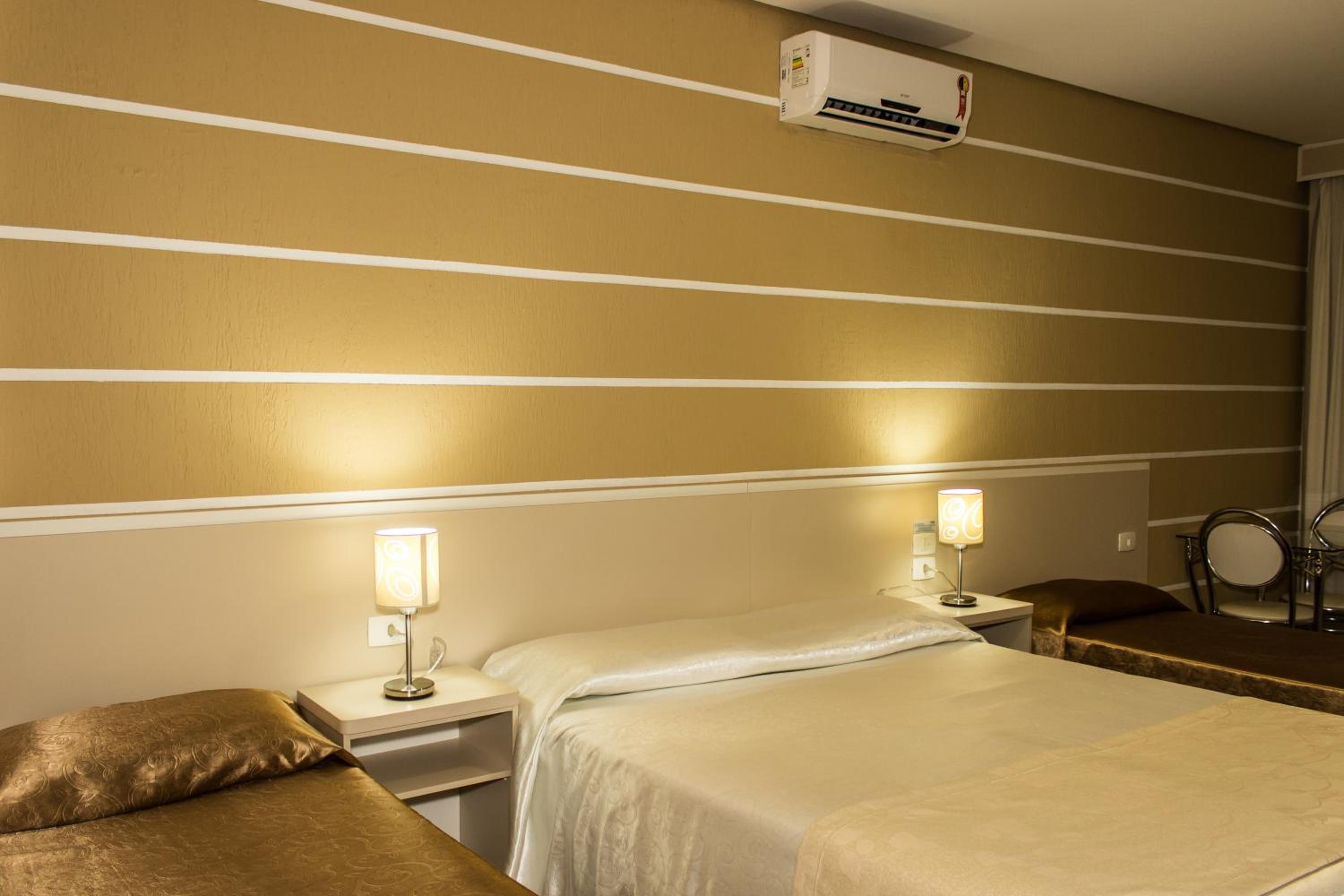 Quintuple Room (5 Adults)