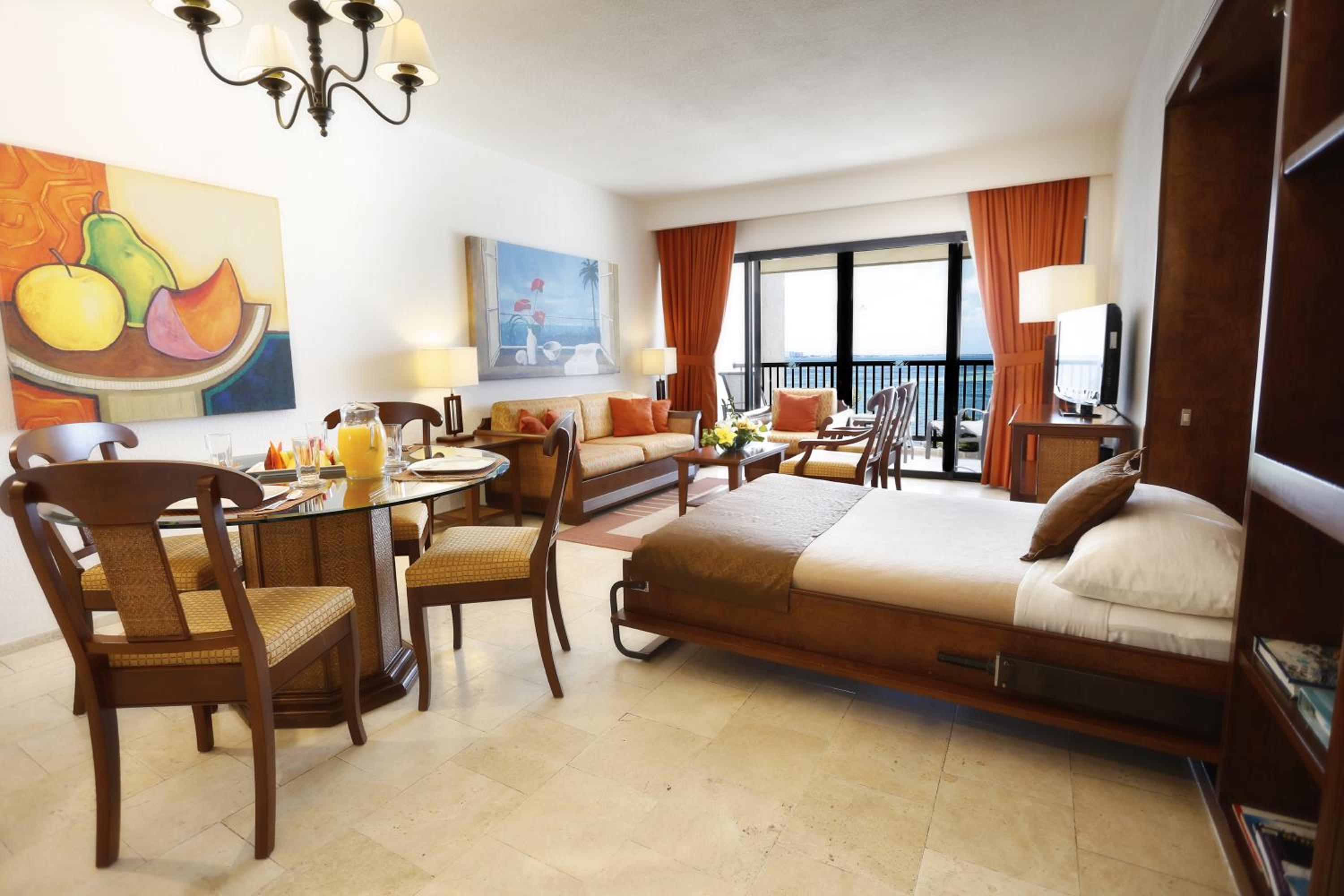 Two-bedroom Suite Beachfront - Two Children Stay Free