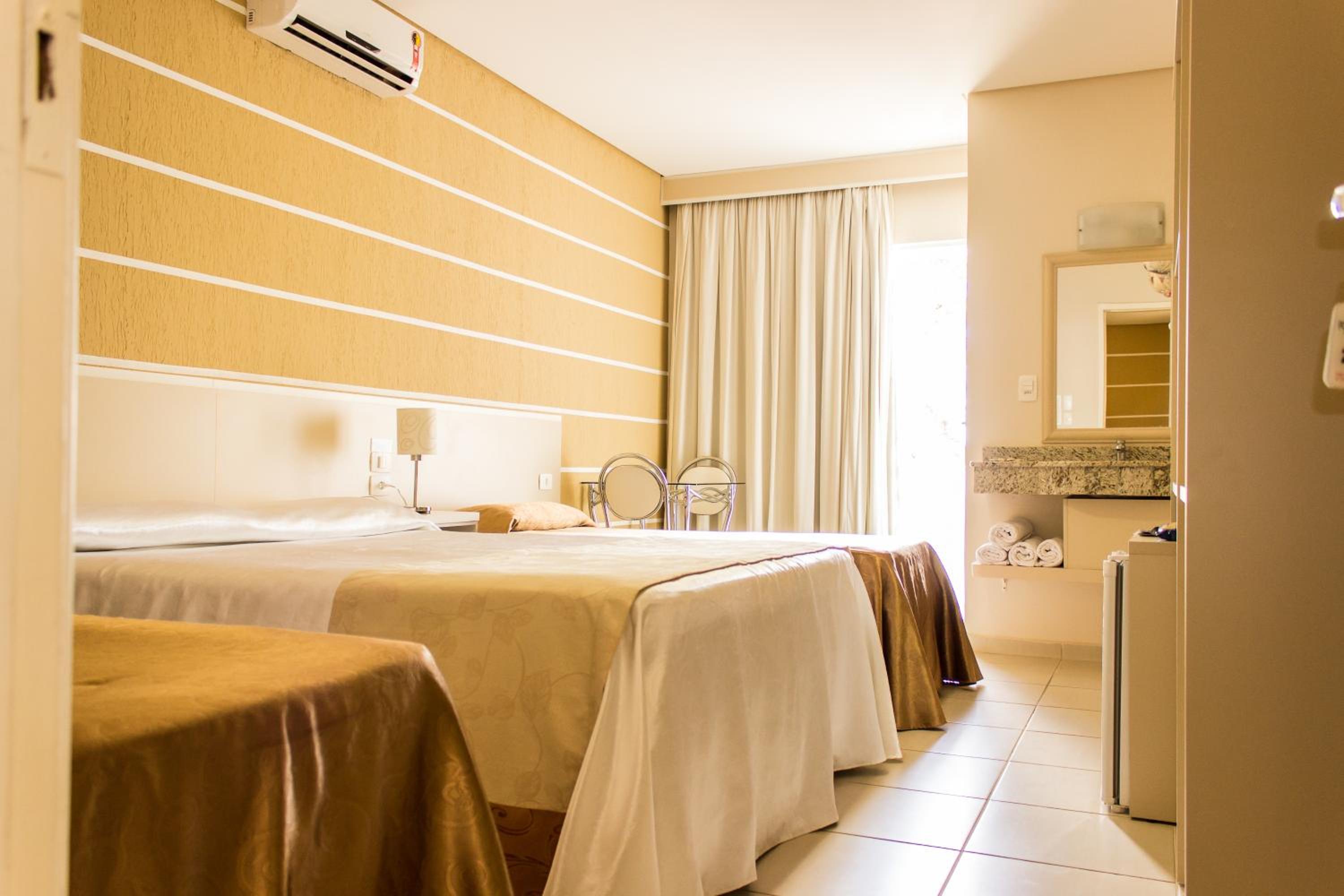 Quintuple Room (5 Adults)