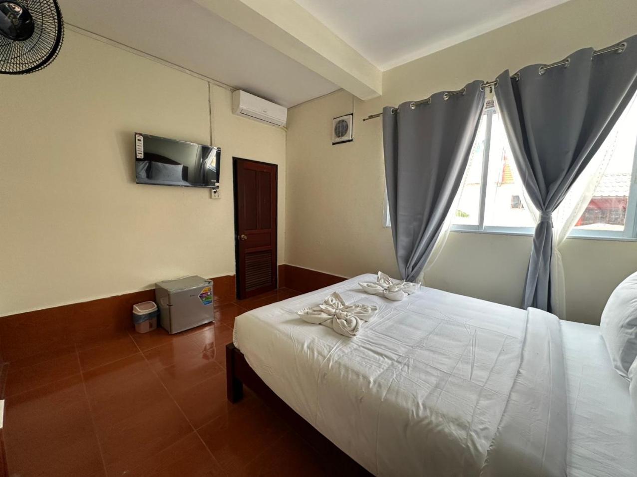 Deluxe Double Room - Photo 1