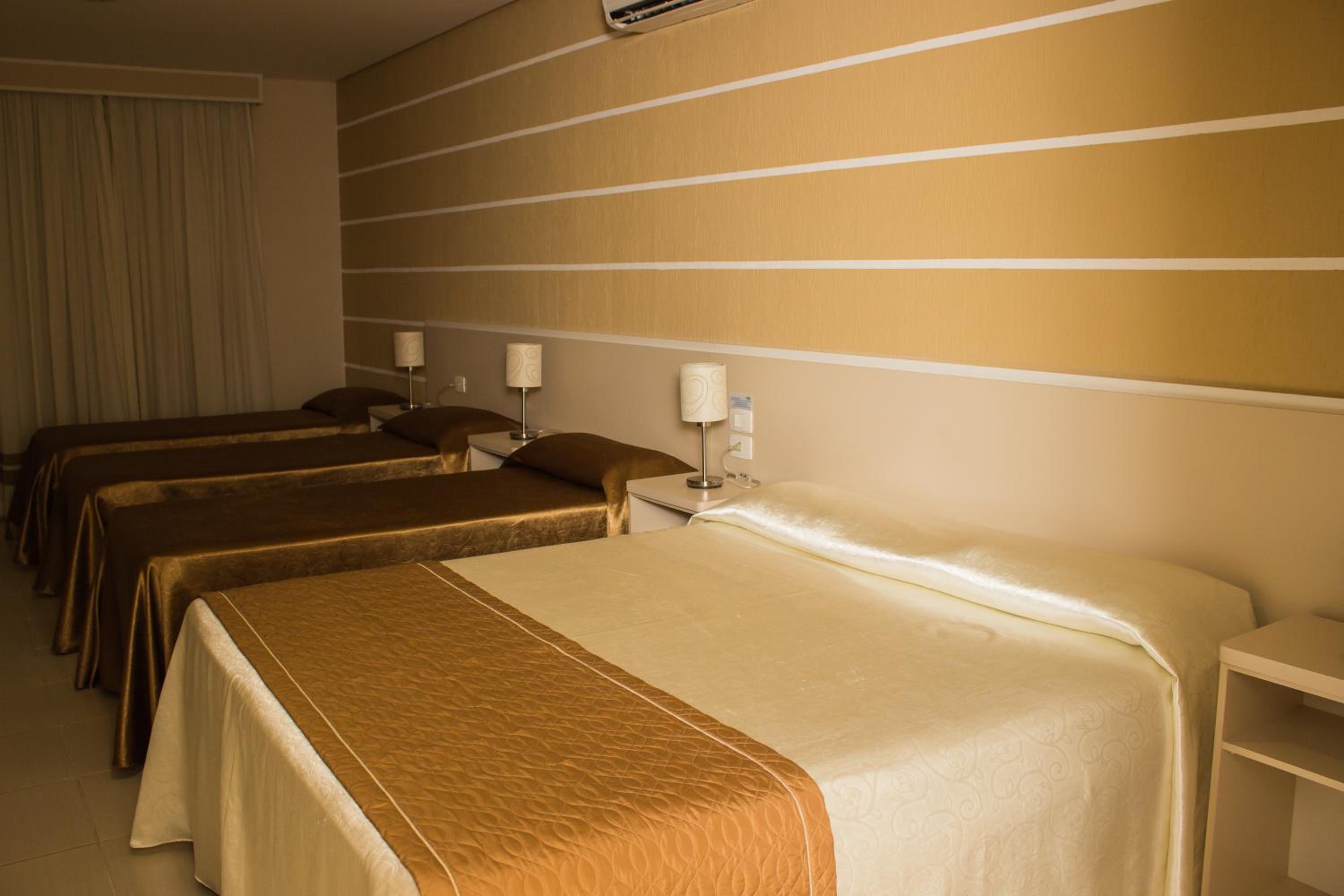 Quintuple Room (5 Adults)