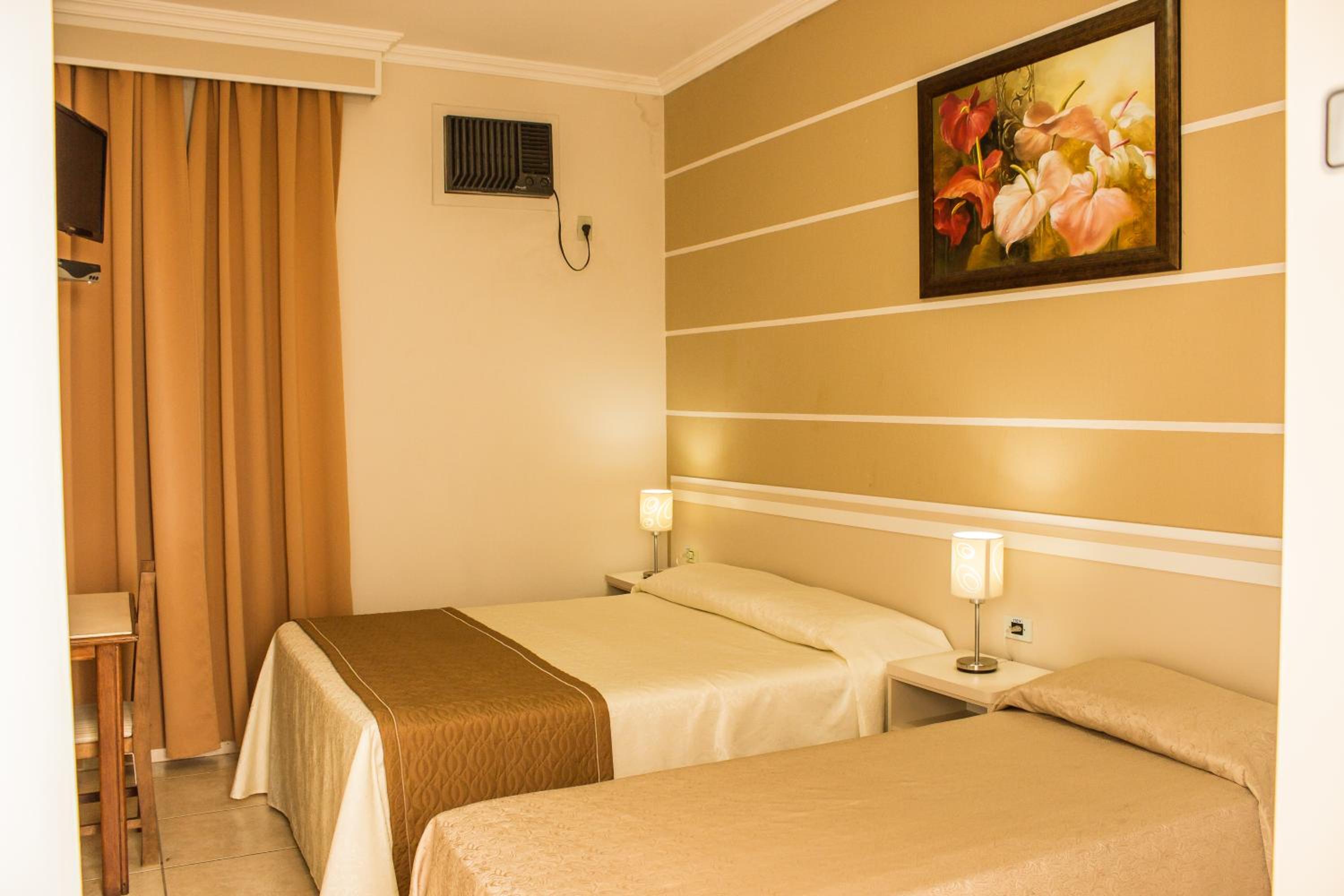 Quarto Twin
