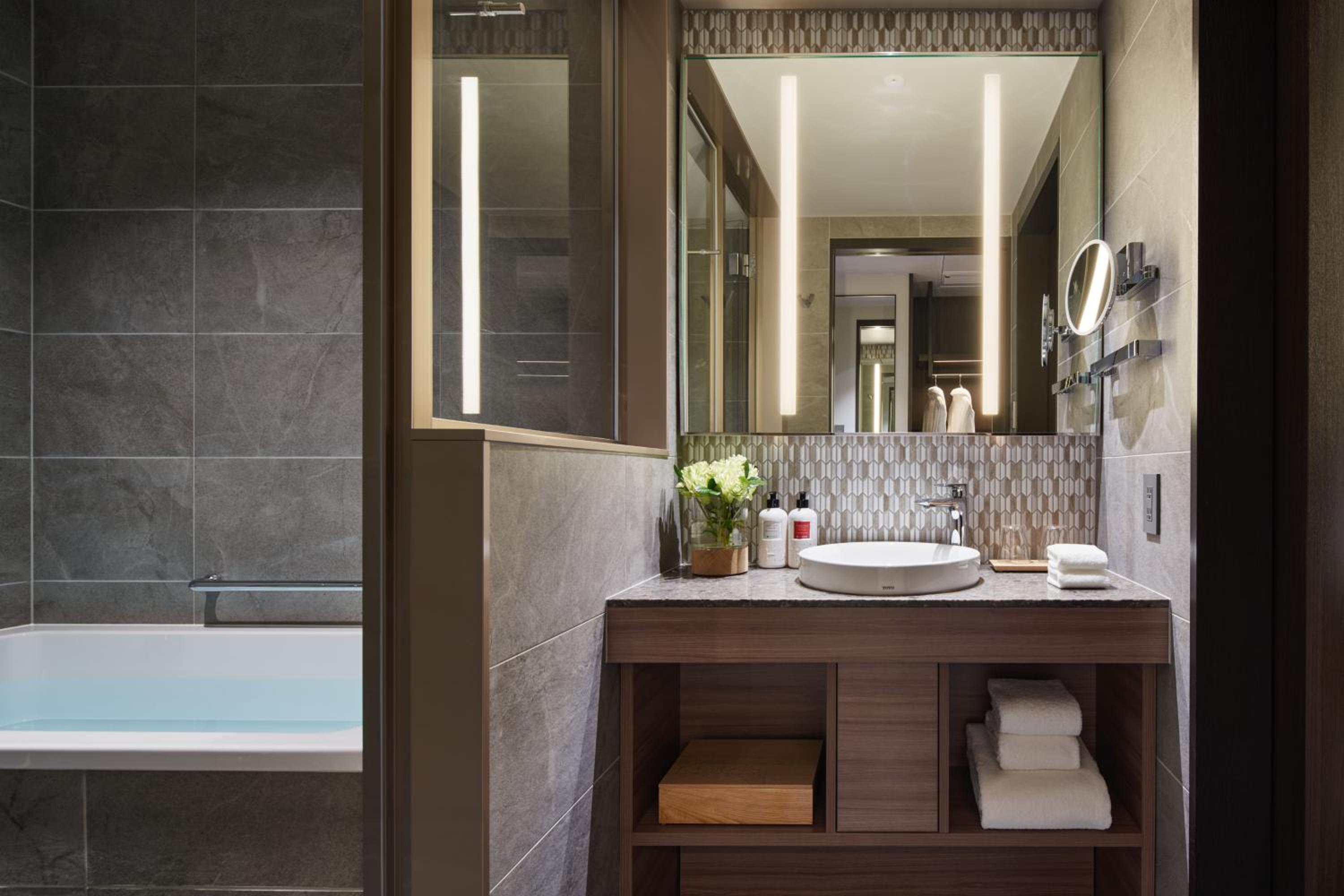Mizu Twin Suite - Club Lounge Access