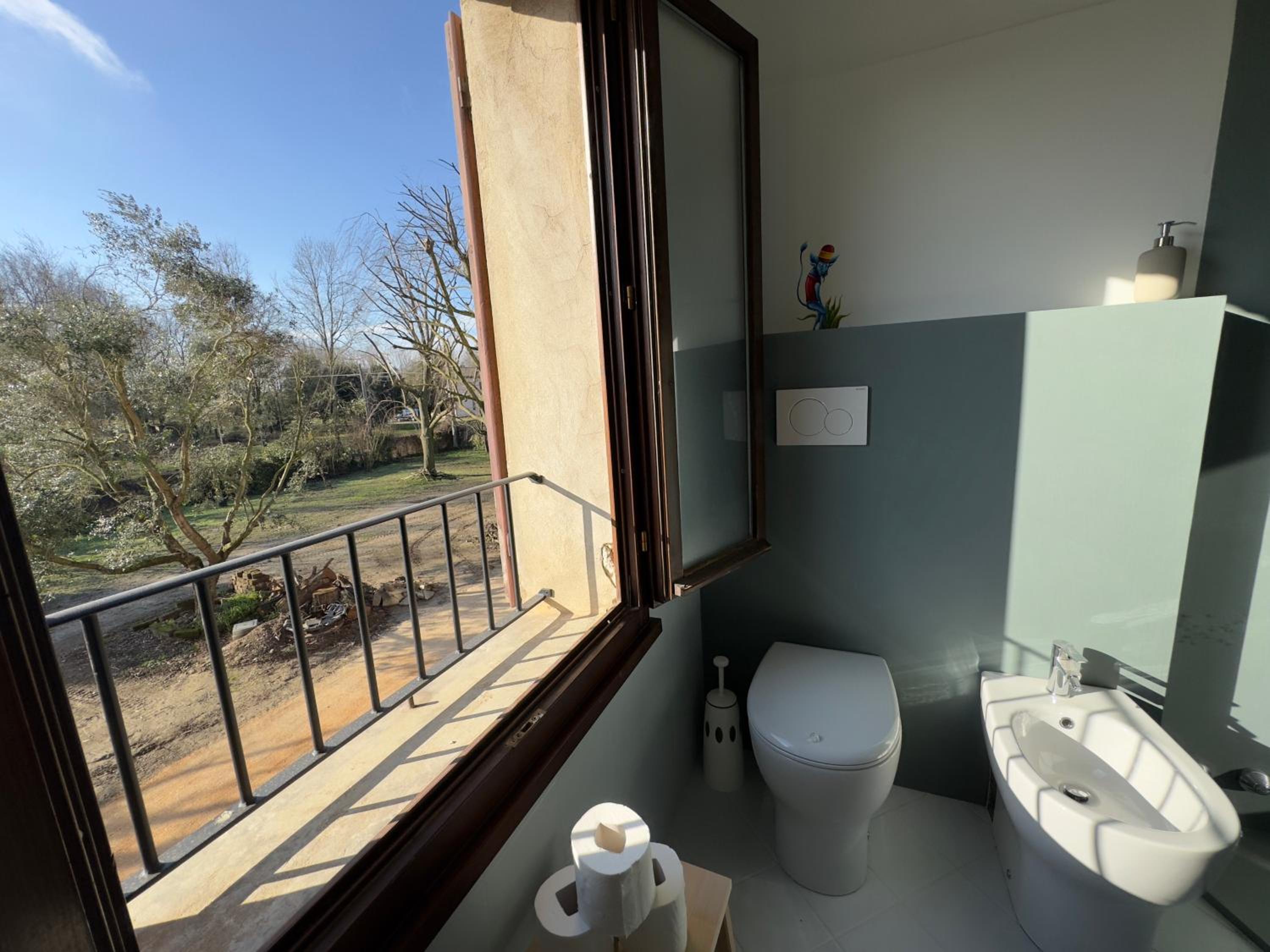 Double Room with Garden View - Photo 17