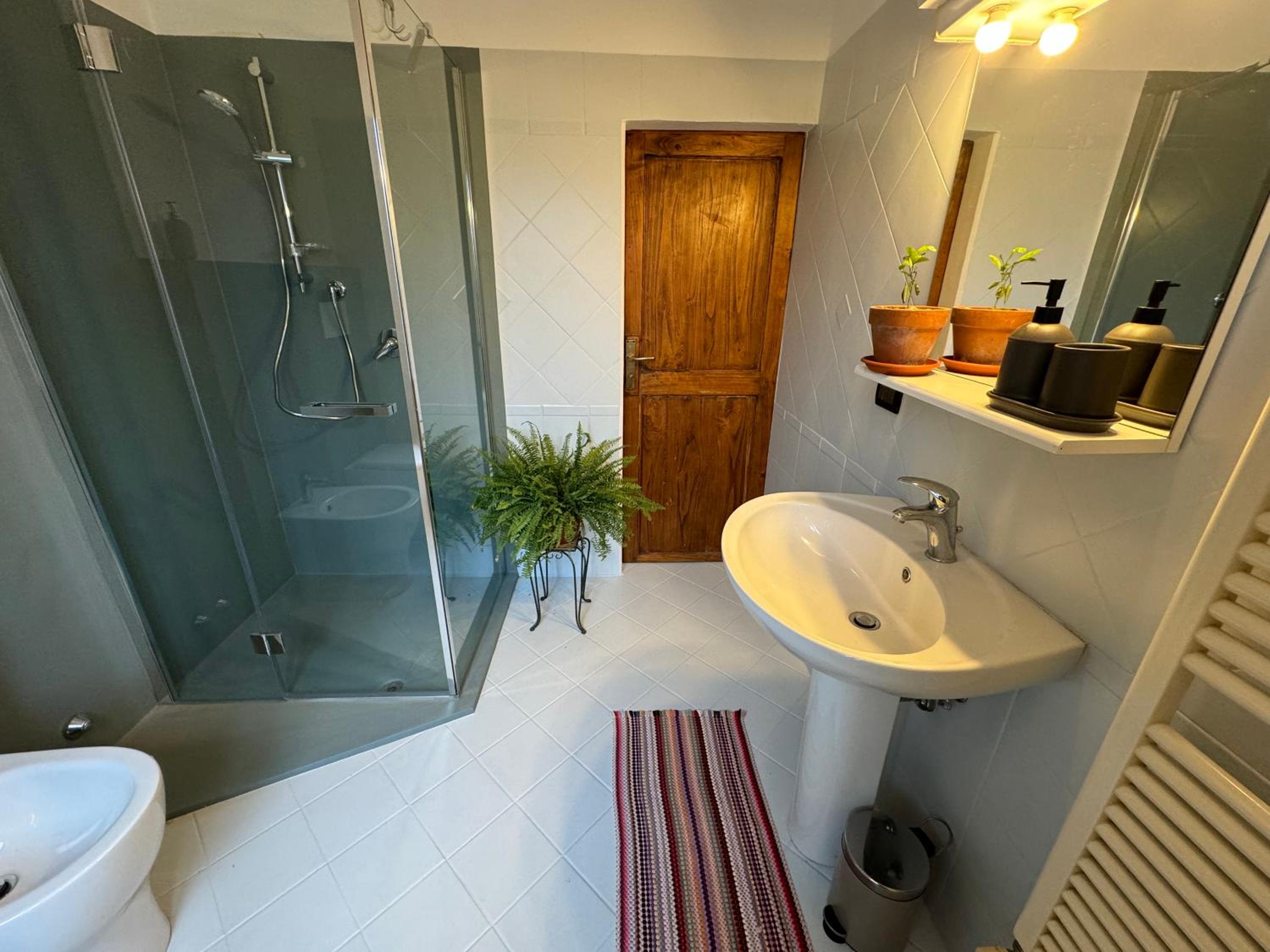 Double Room with Garden View - Photo 11