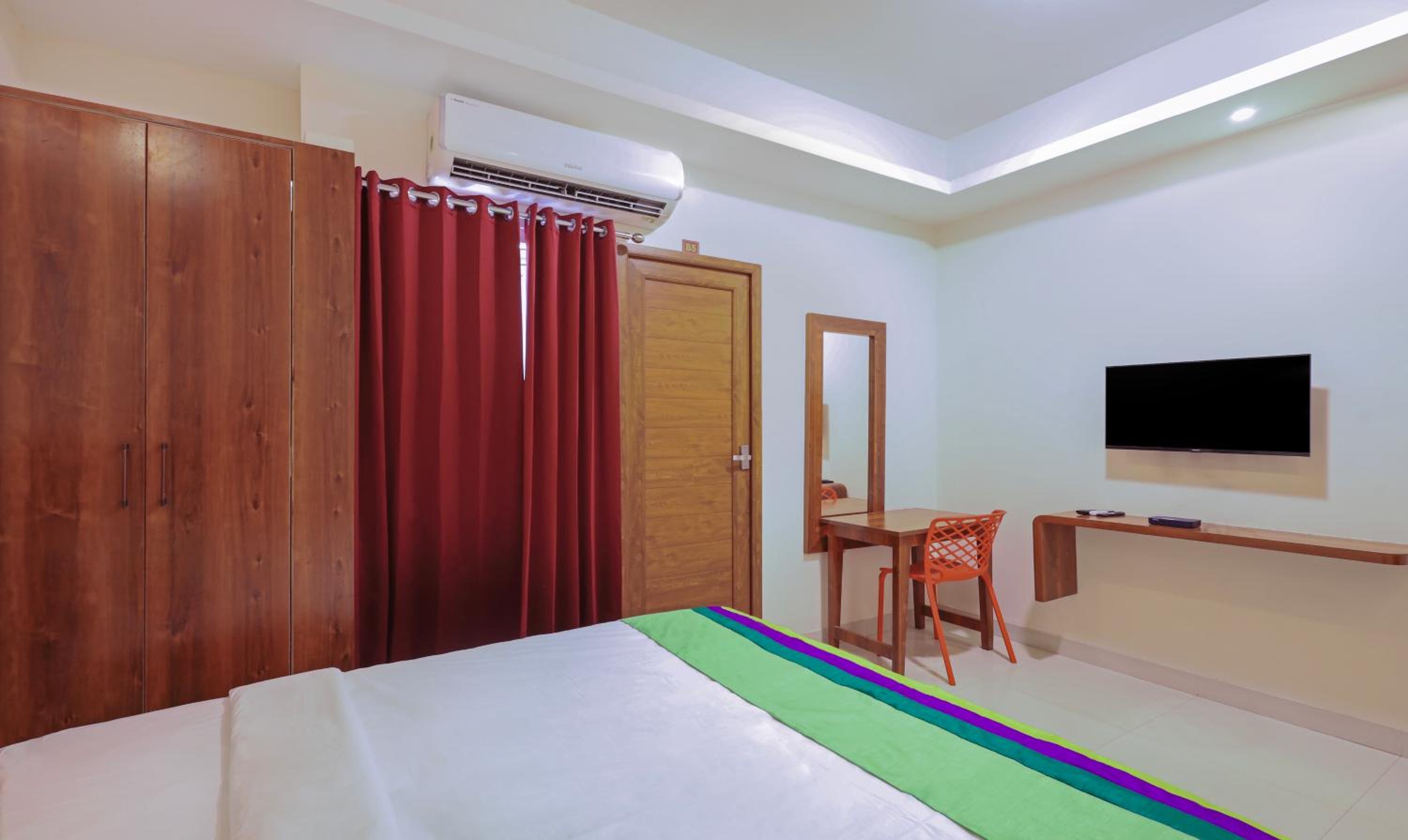 Standard Double Room - Photo 5