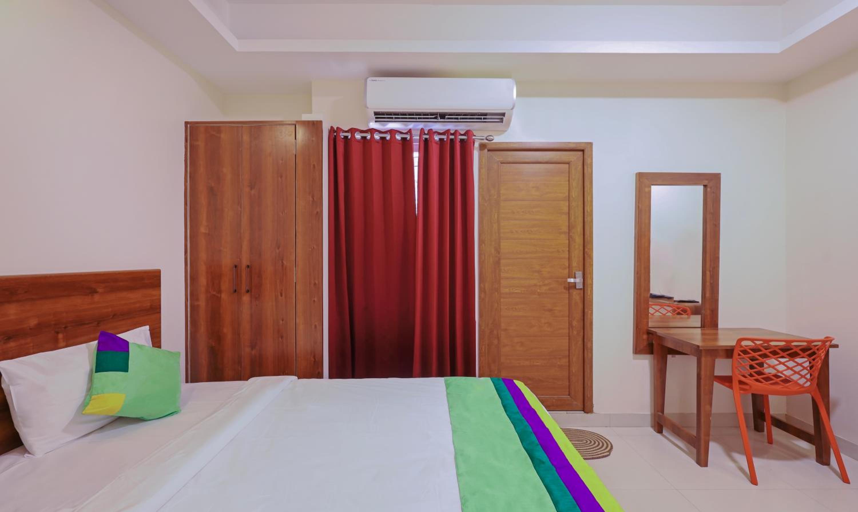 Standard Double Room - Photo 3