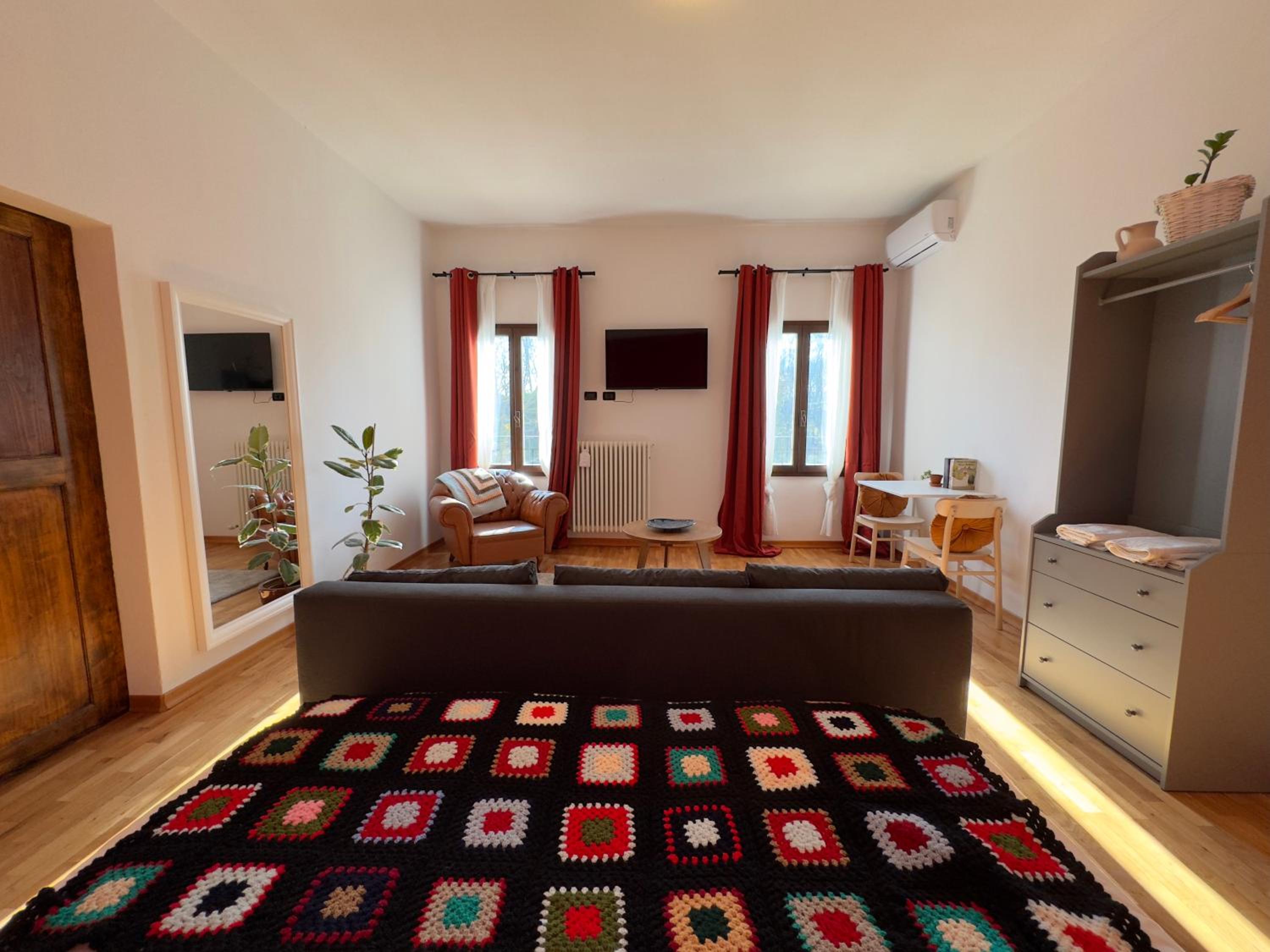 Triple Room with View - Photo 43