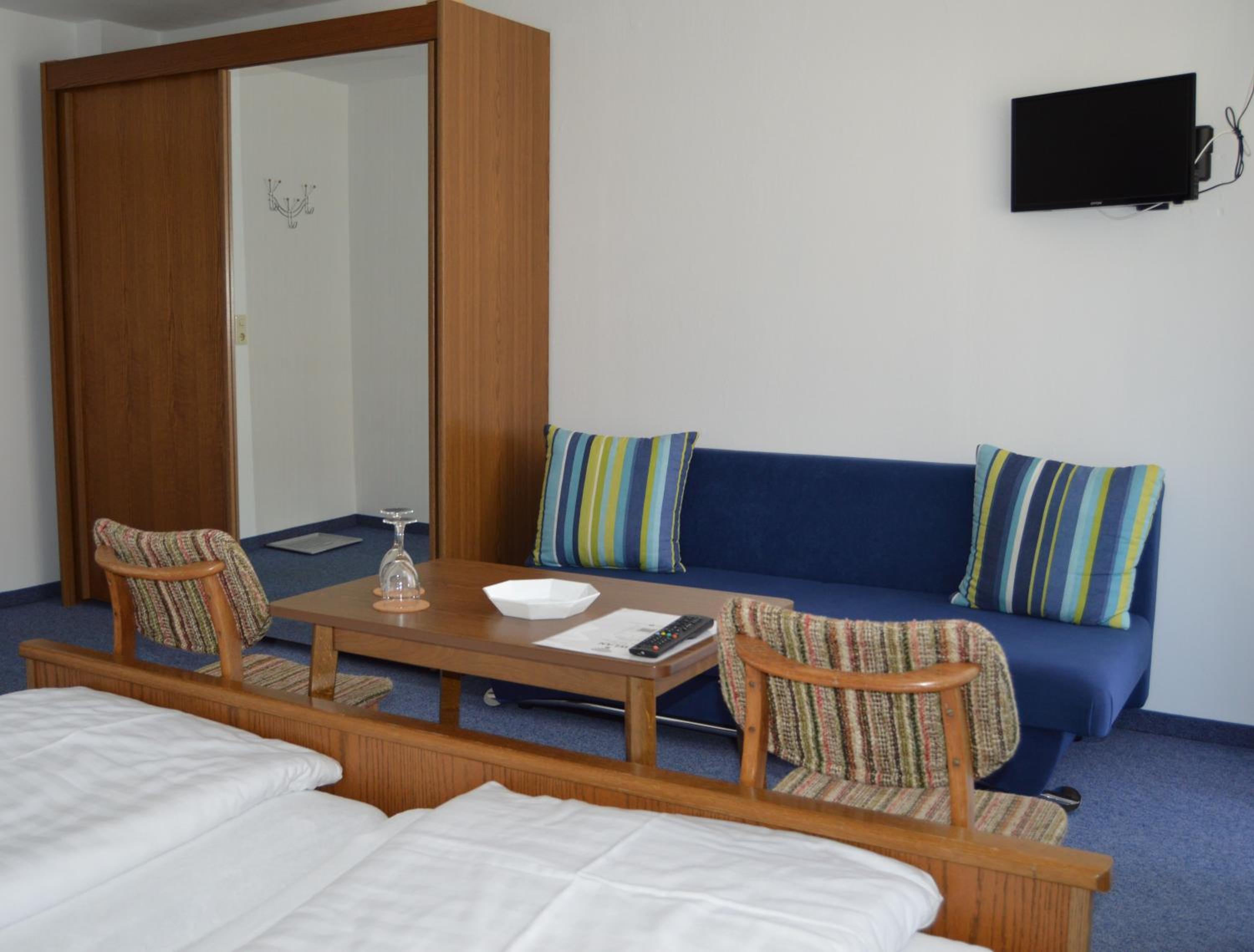 Triple Room photo 2