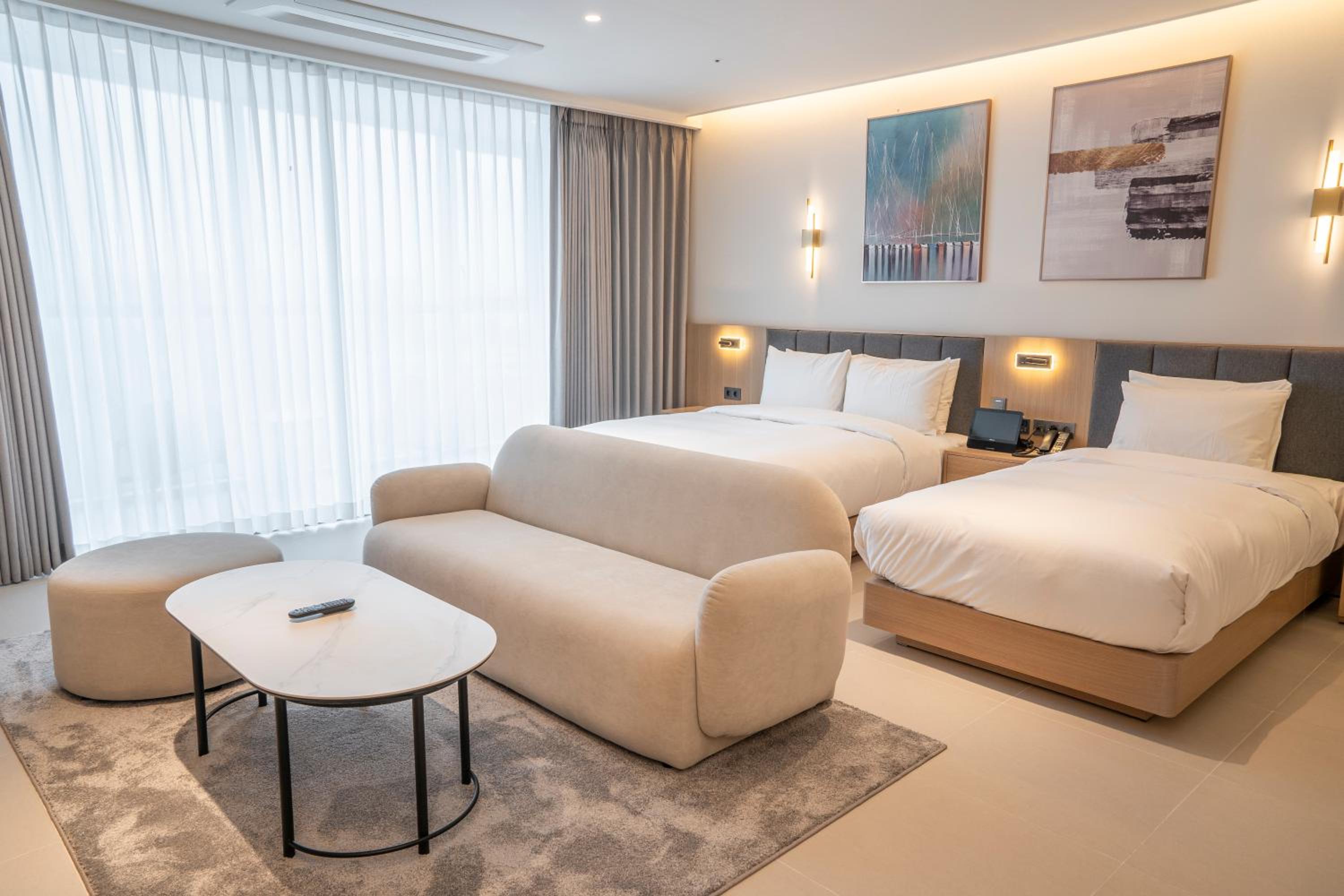 Standard Twin Room with Half-ocean View - Free Breakfast for 1 person - Photo 3