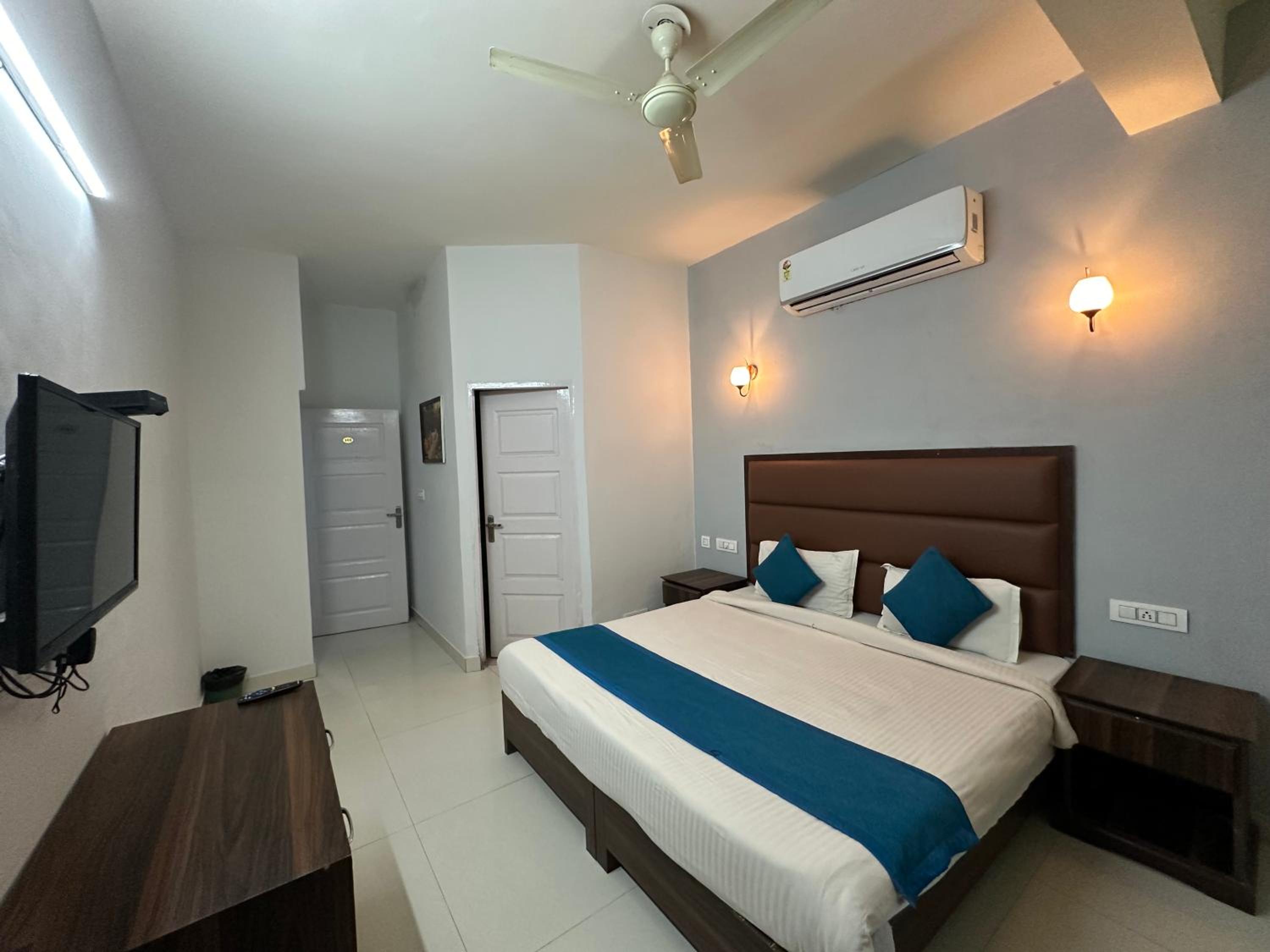 Double Room photo 3