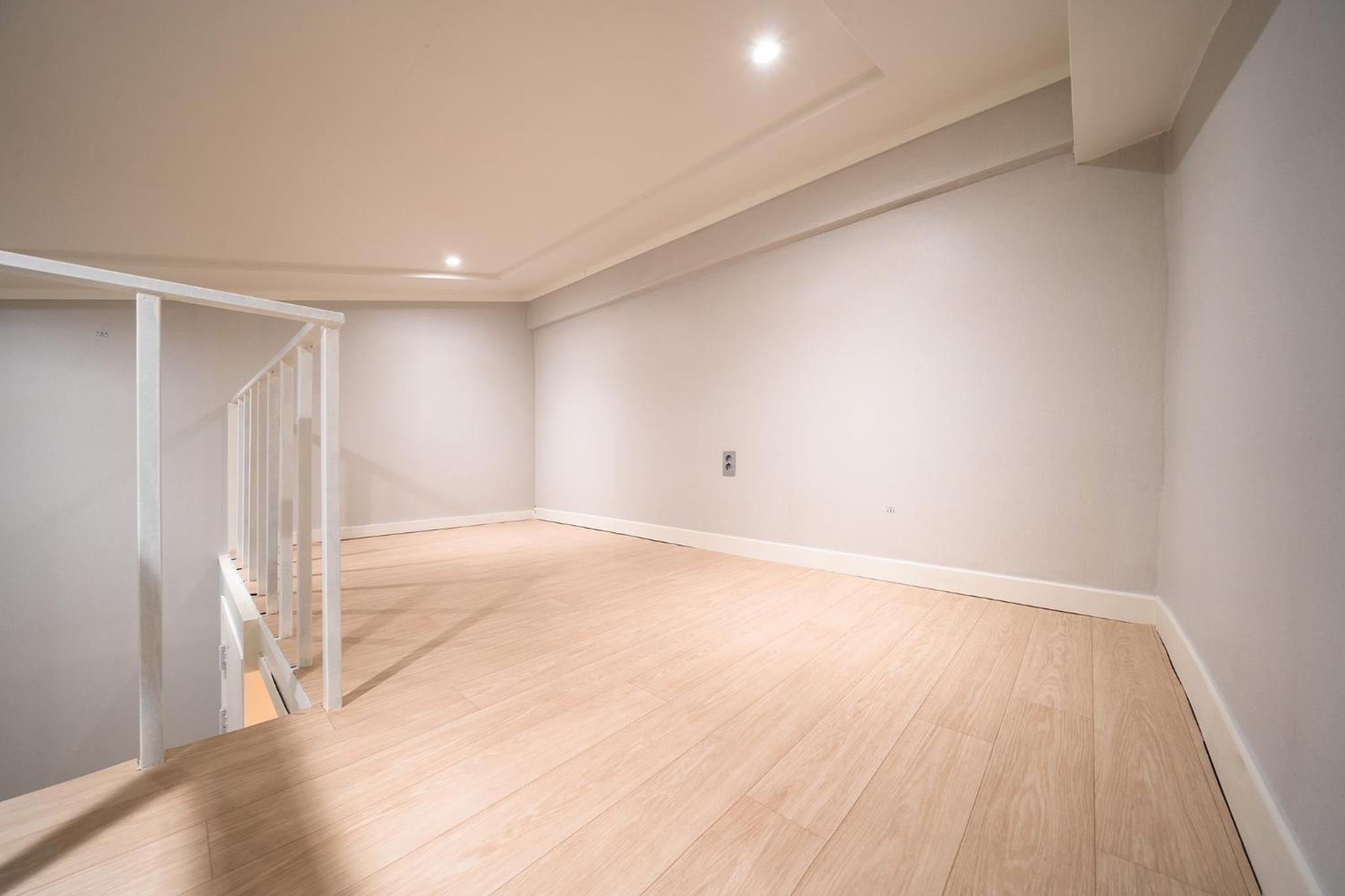 Deluxe Family Suite - Photo 5