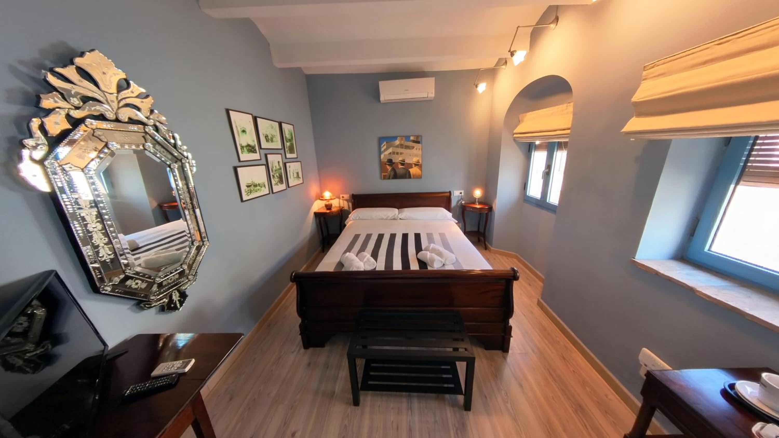 Habitación Doble con Baño Privado