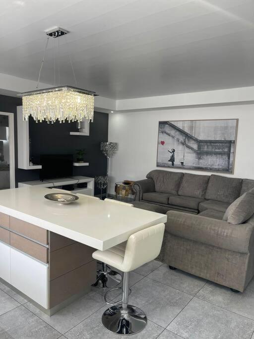 Three-Bedroom Apartment photo 1