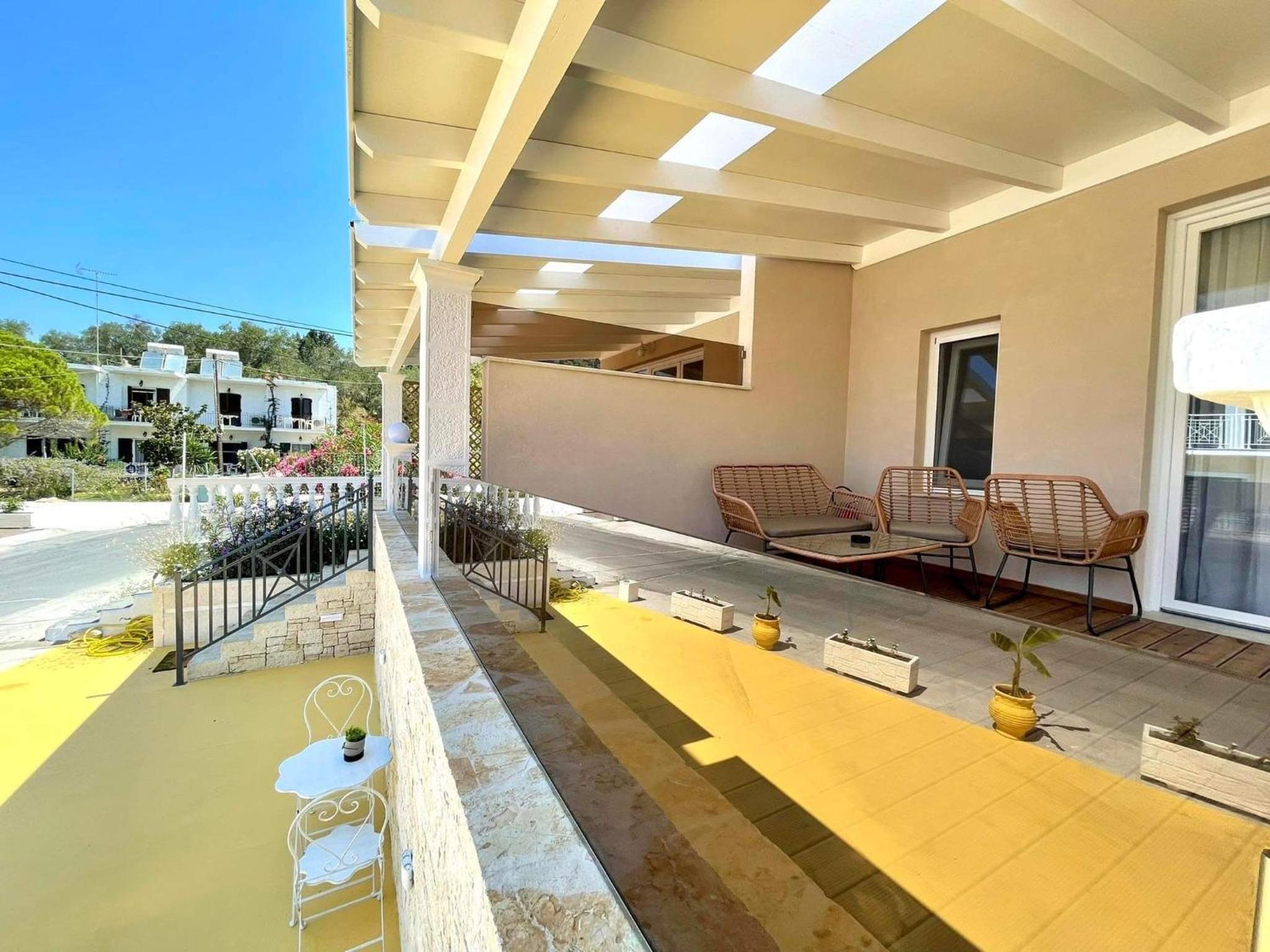 Apartment with Terrace photo 3