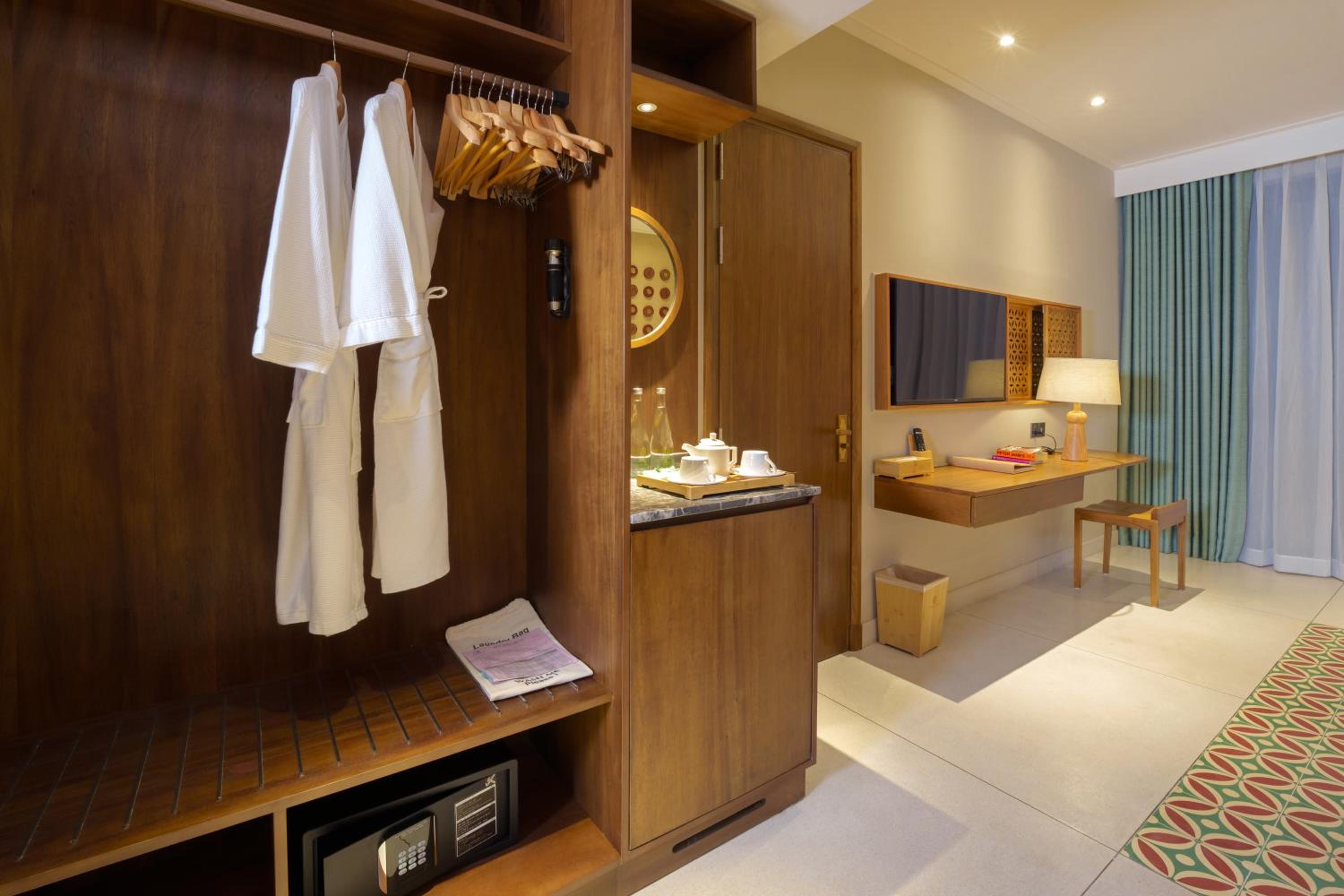 Deluxe Double Room - Photo 5