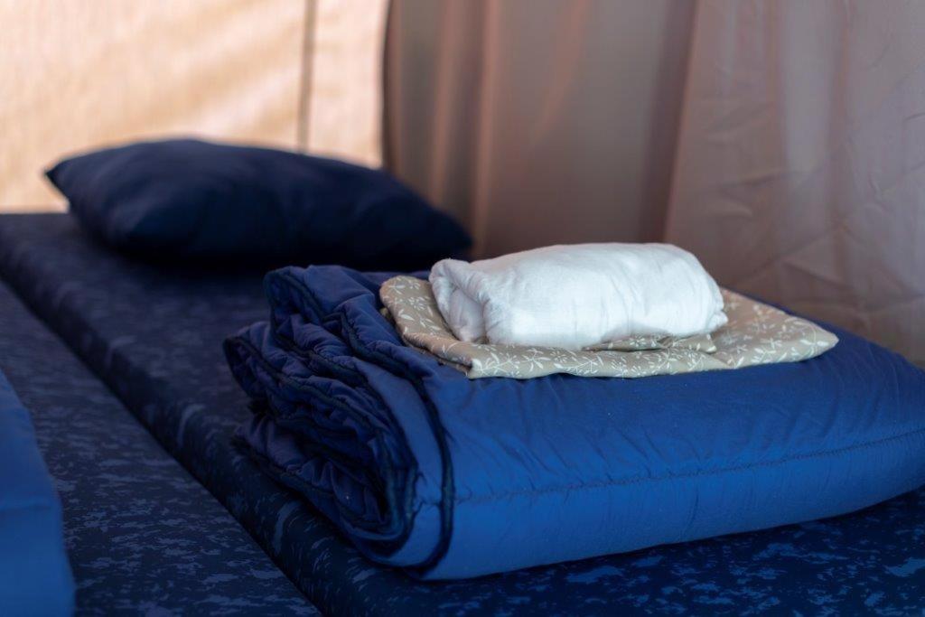  Lodge-tent  photo 2