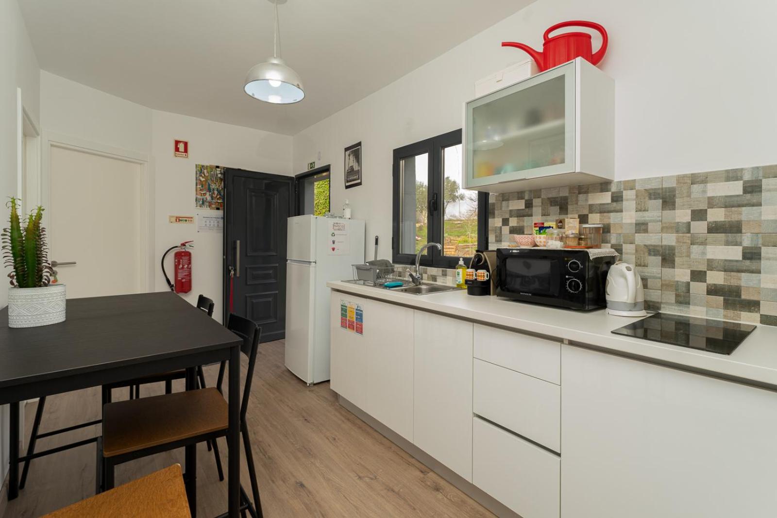 Double Room - Photo 8