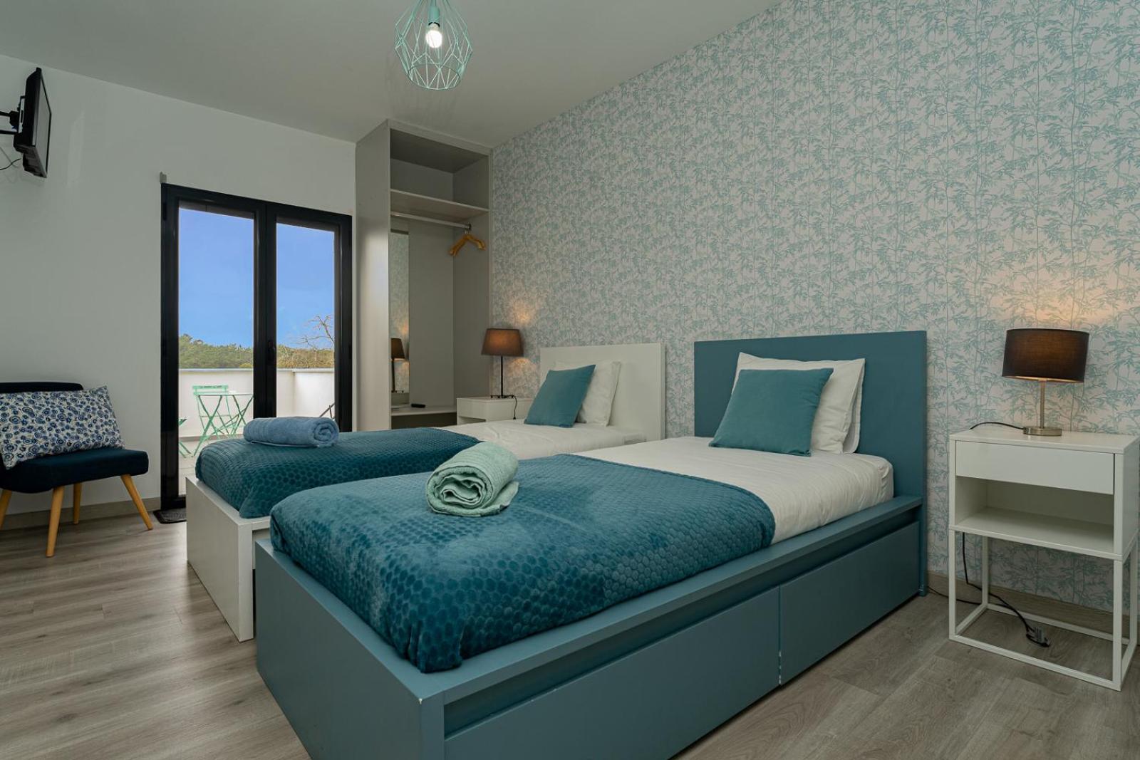 Twin Room - Photo 1