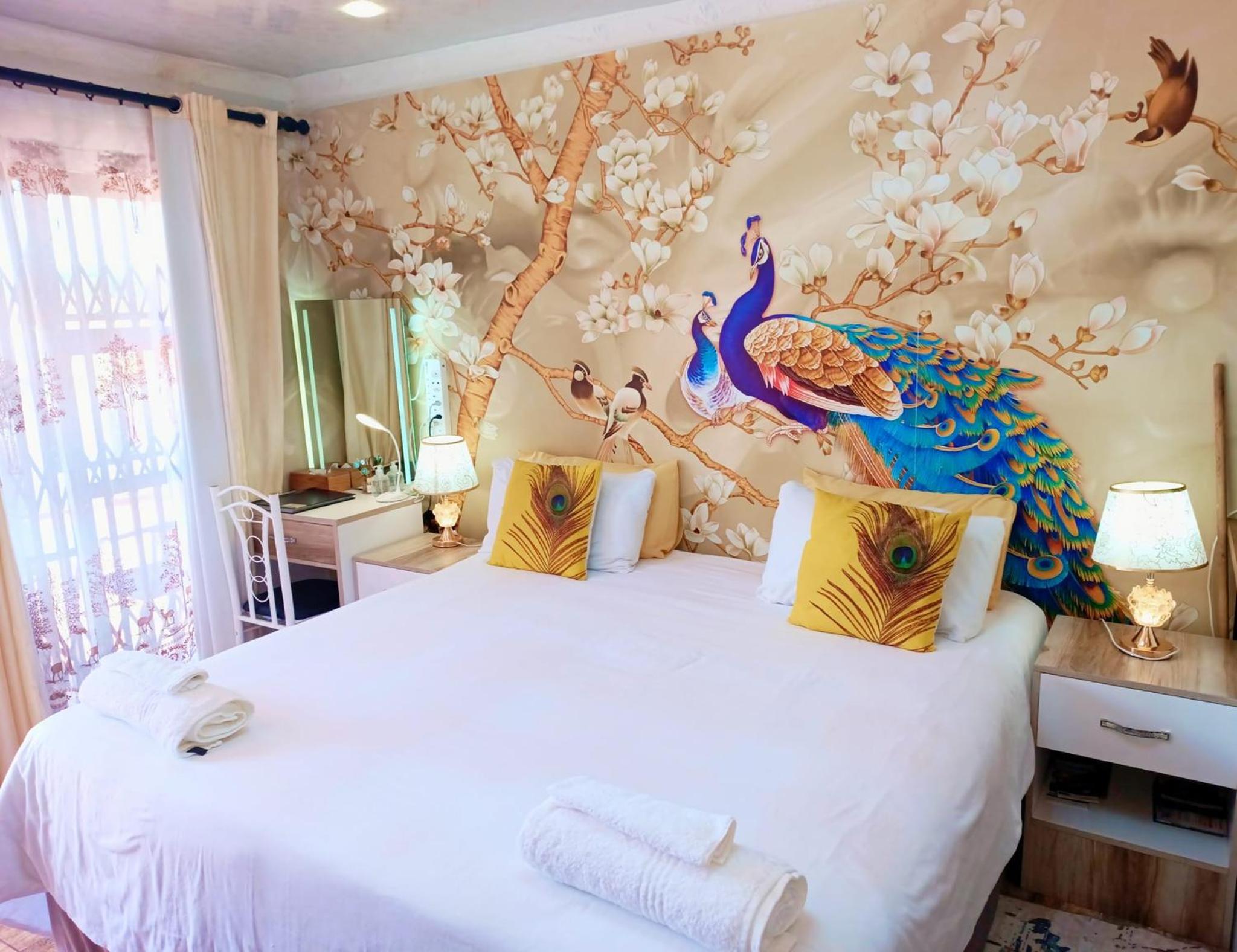 King Suite - Photo 1