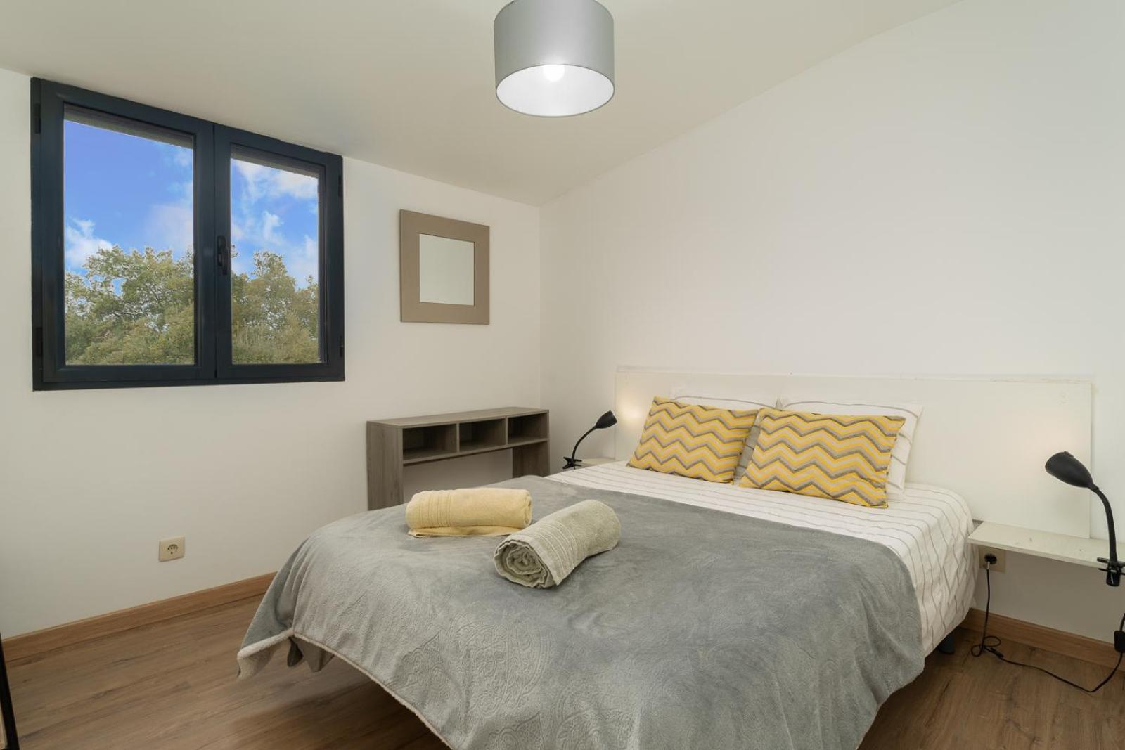 Two-Bedroom House - Photo 1