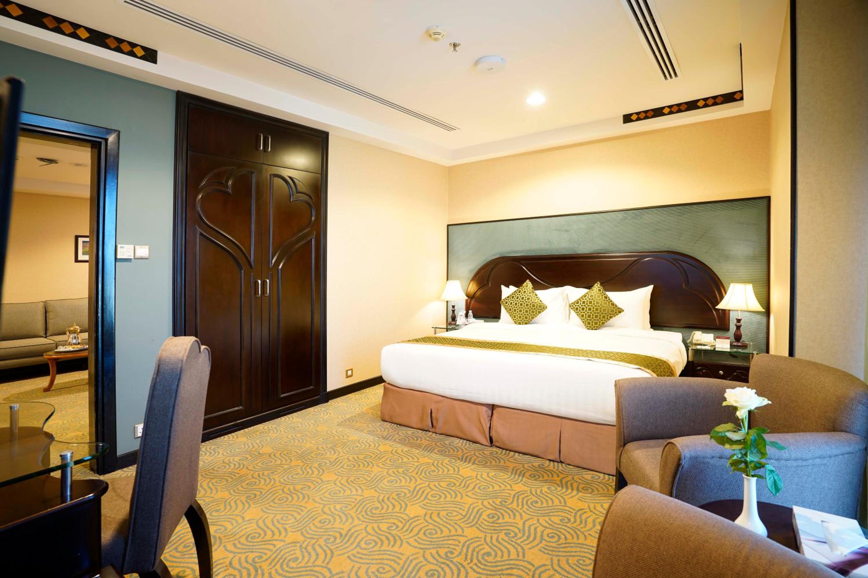 Residence suite