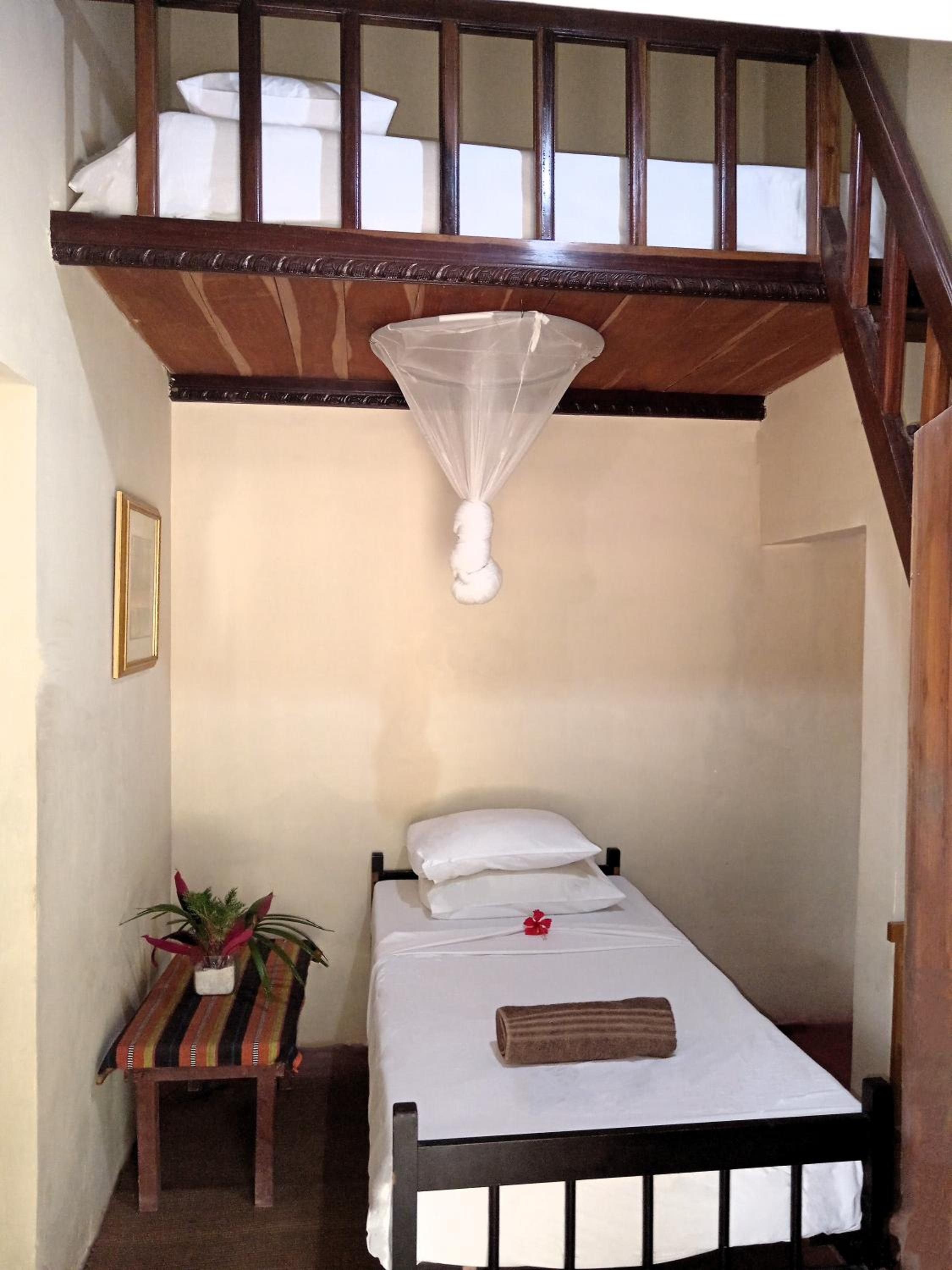 Loft (3 Adults)  photo 2