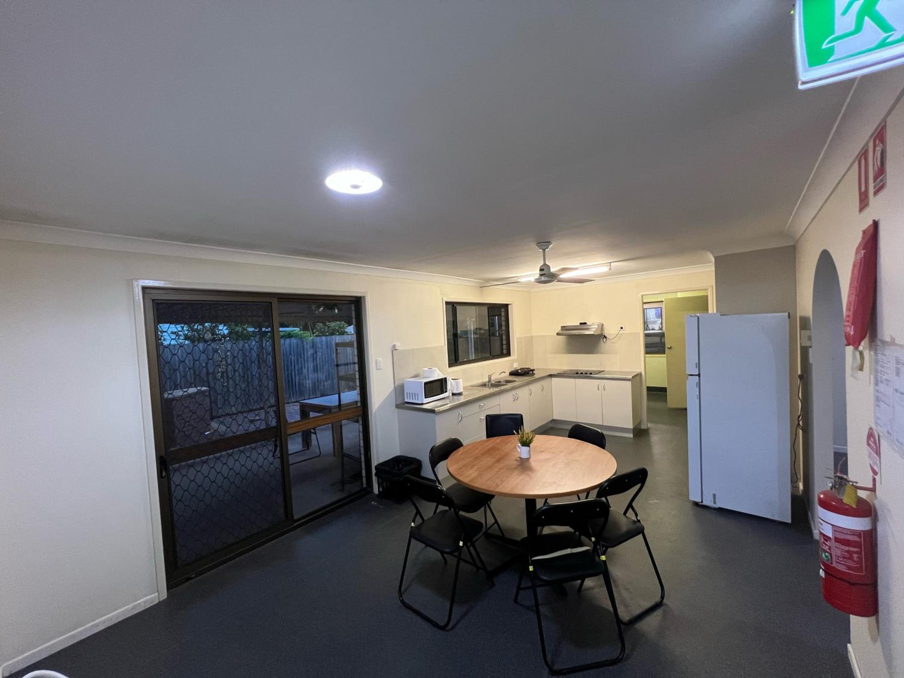 Single Room photo 3
