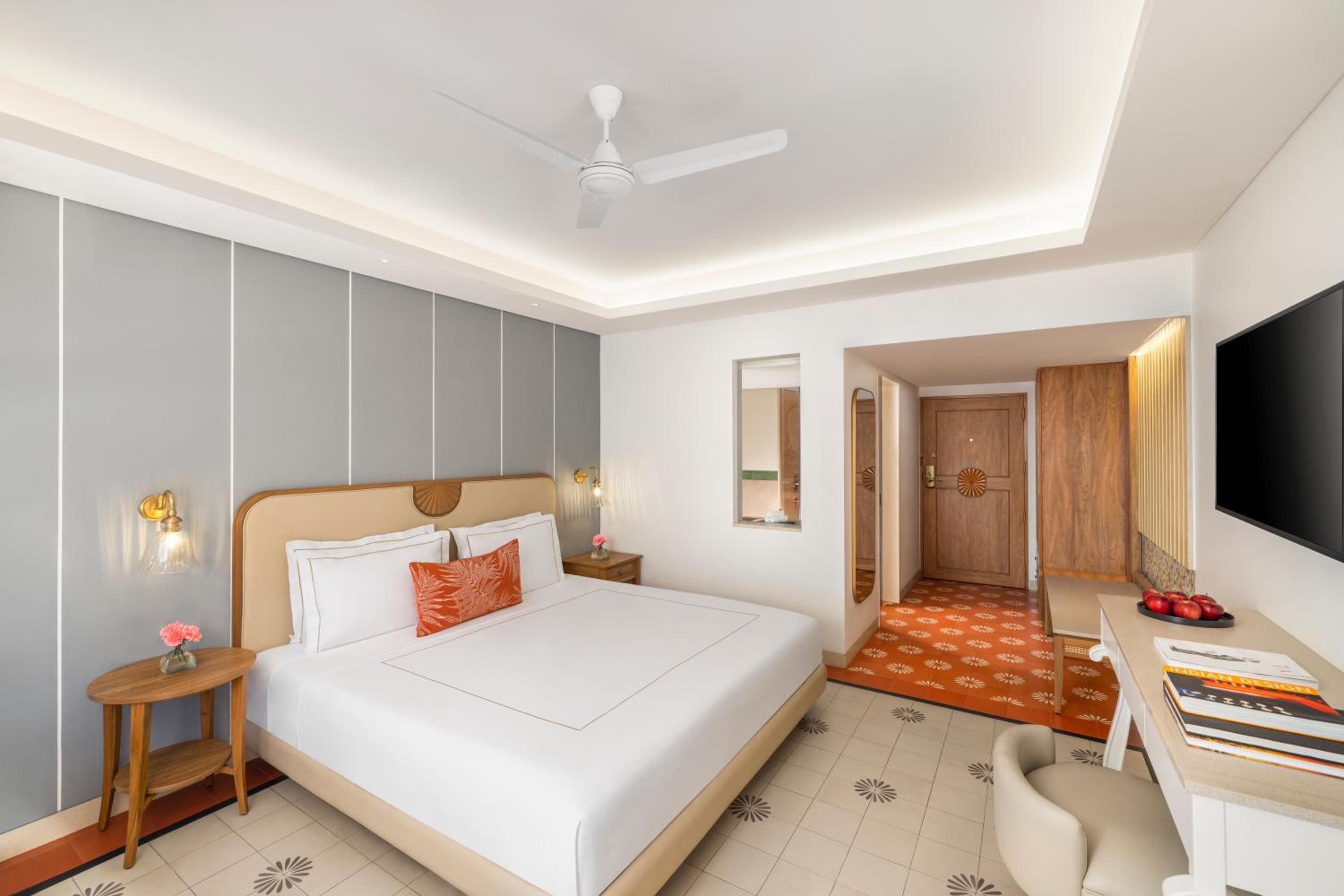 Premium King Bed Sea View with Sit-out – 15% Discount on Food and Soft Beverages