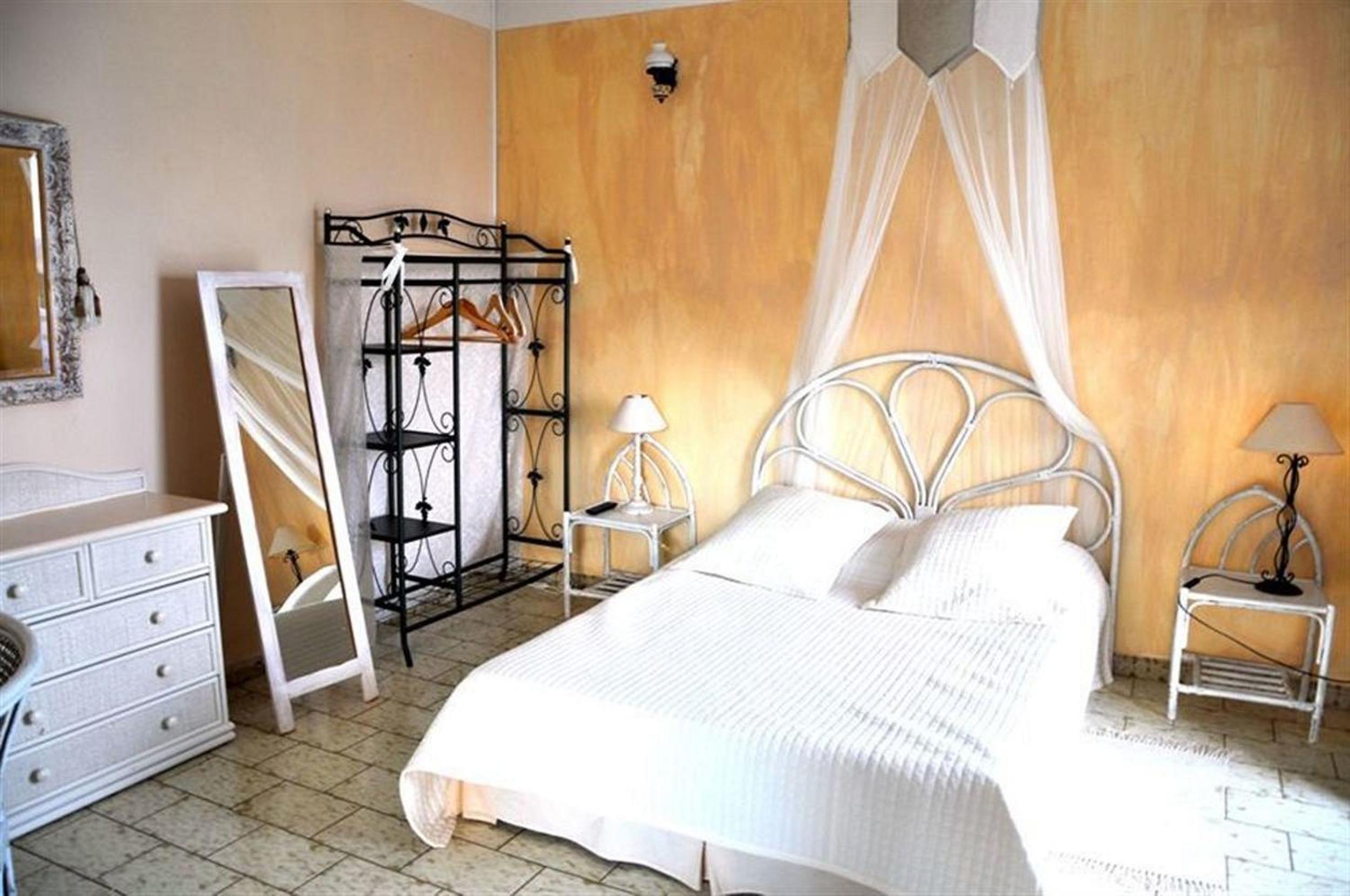 Double Room with Sea View - Photo 3